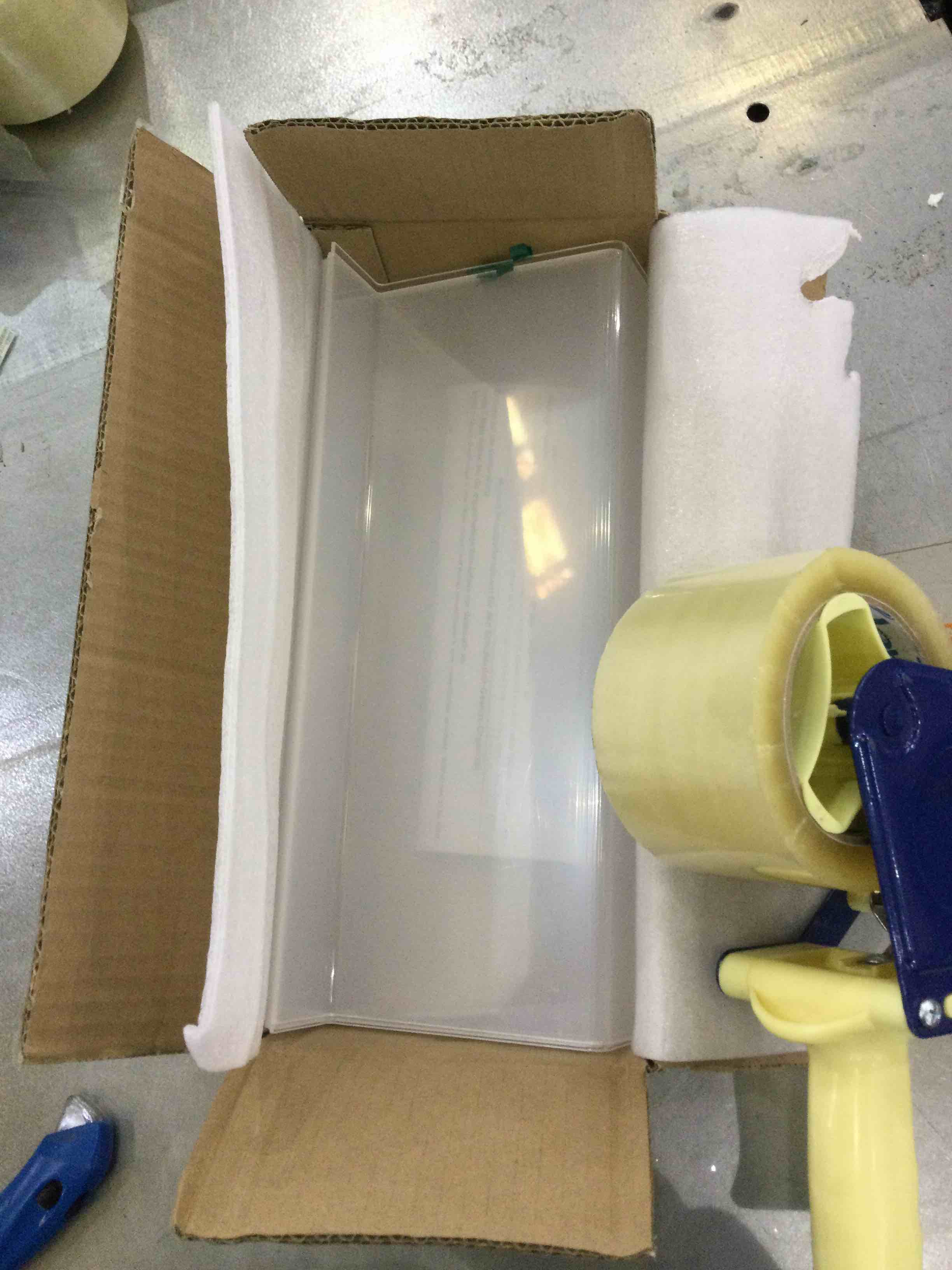 https://s3.amazonaws.com/lotting-images-prod/bidfta/EXS00386319_1703098052735.jpeg