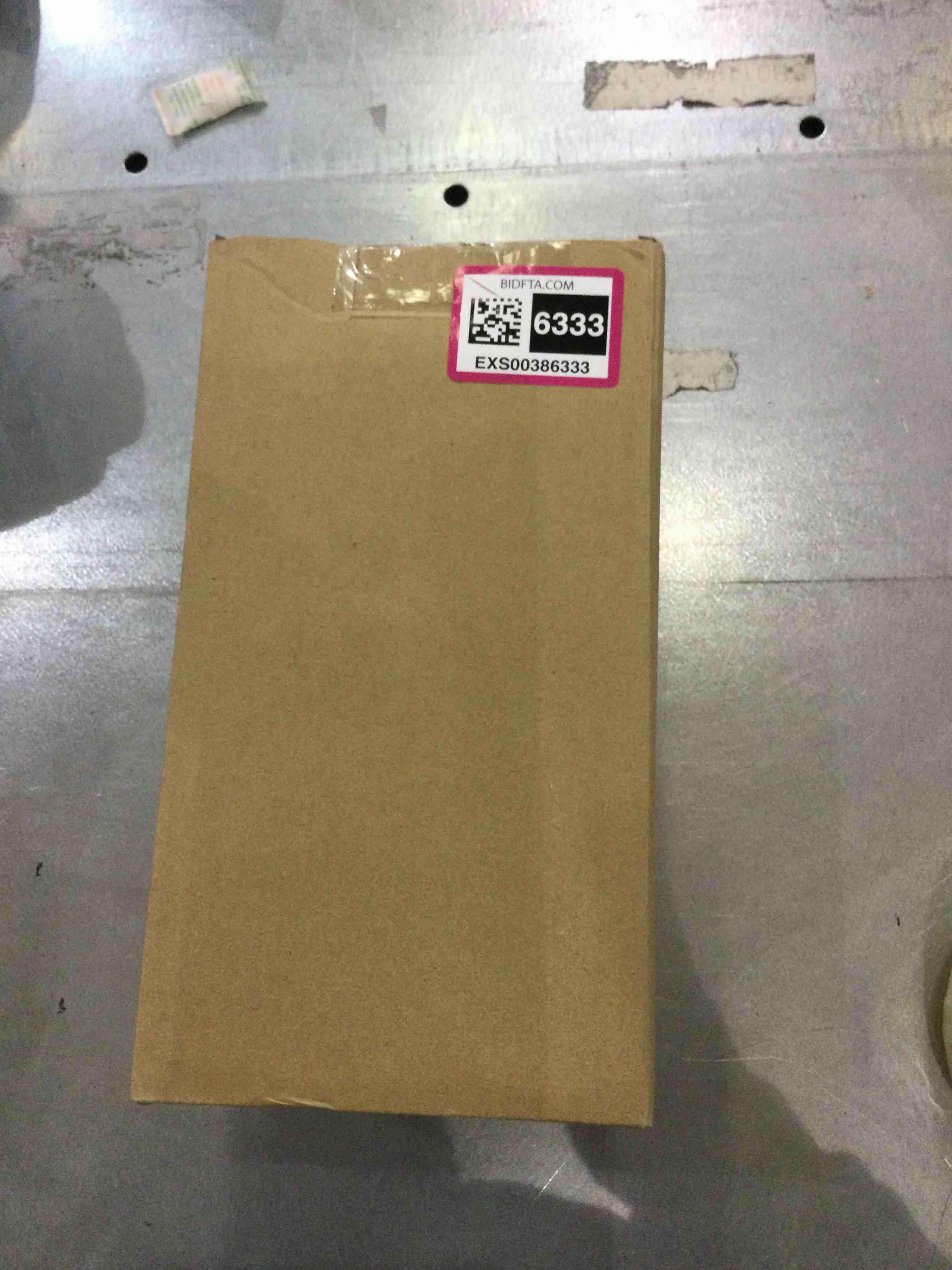 https://s3.amazonaws.com/lotting-images-prod/bidfta/EXS00386333_1703101617630.jpeg
