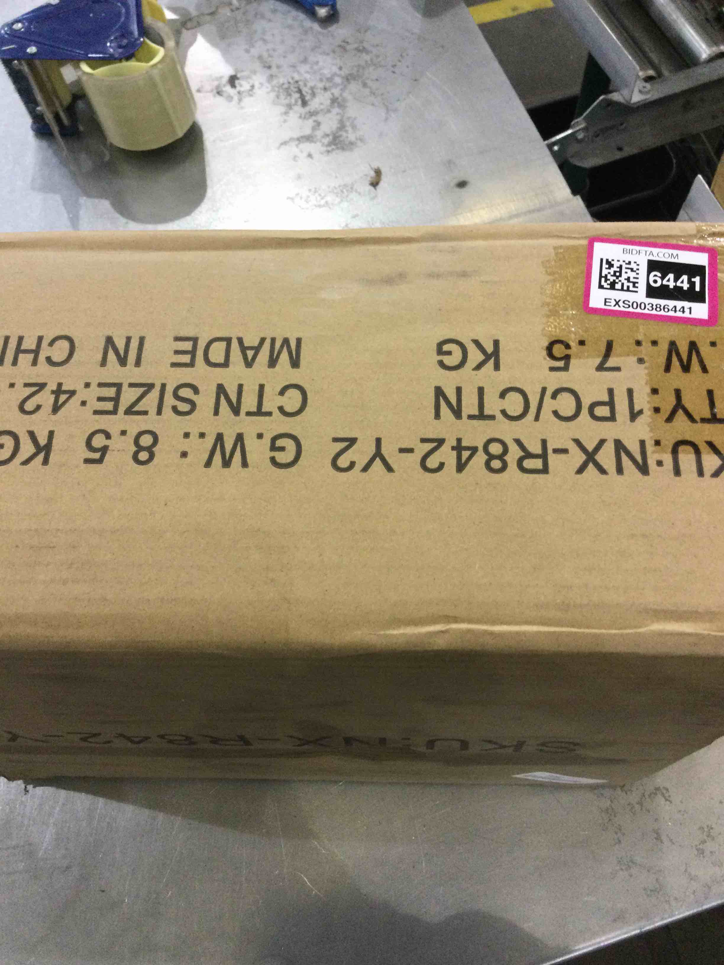https://s3.amazonaws.com/lotting-images-prod/bidfta/EXS00386441_1703172706649.jpeg