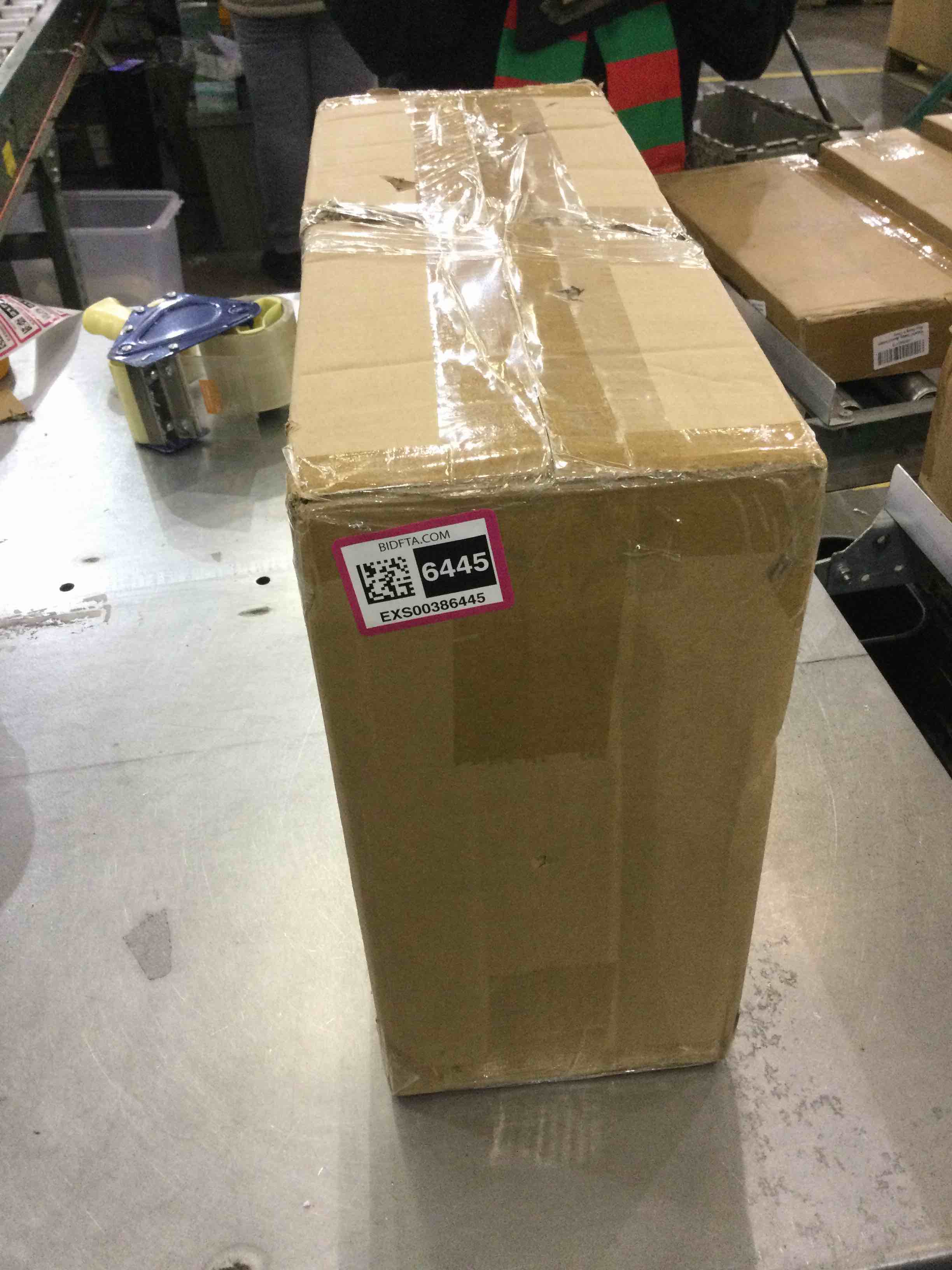 https://s3.amazonaws.com/lotting-images-prod/bidfta/EXS00386445_1703173133866.jpeg