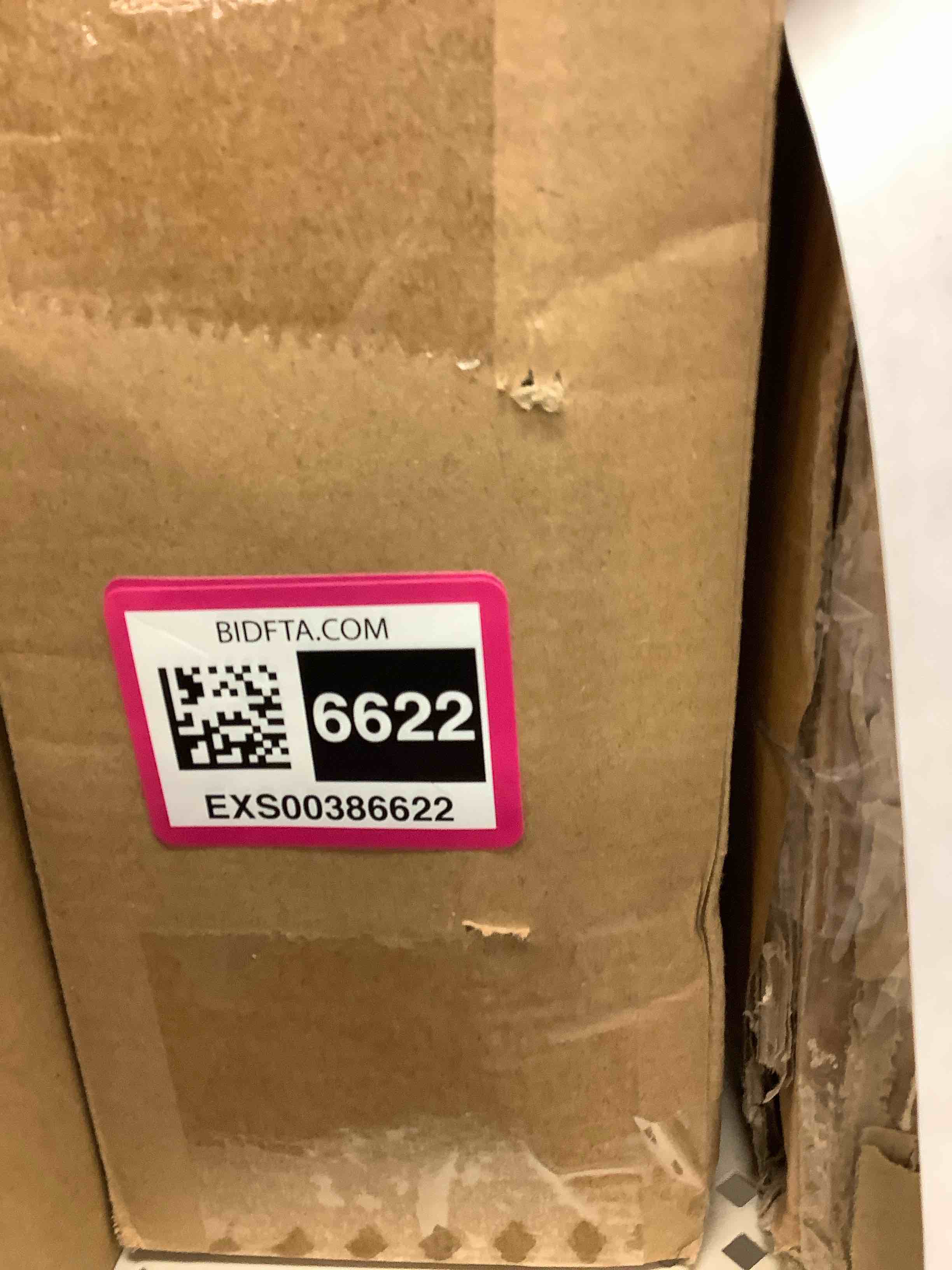 https://s3.amazonaws.com/lotting-images-prod/bidfta/EXS00386622_1703281078052.jpeg