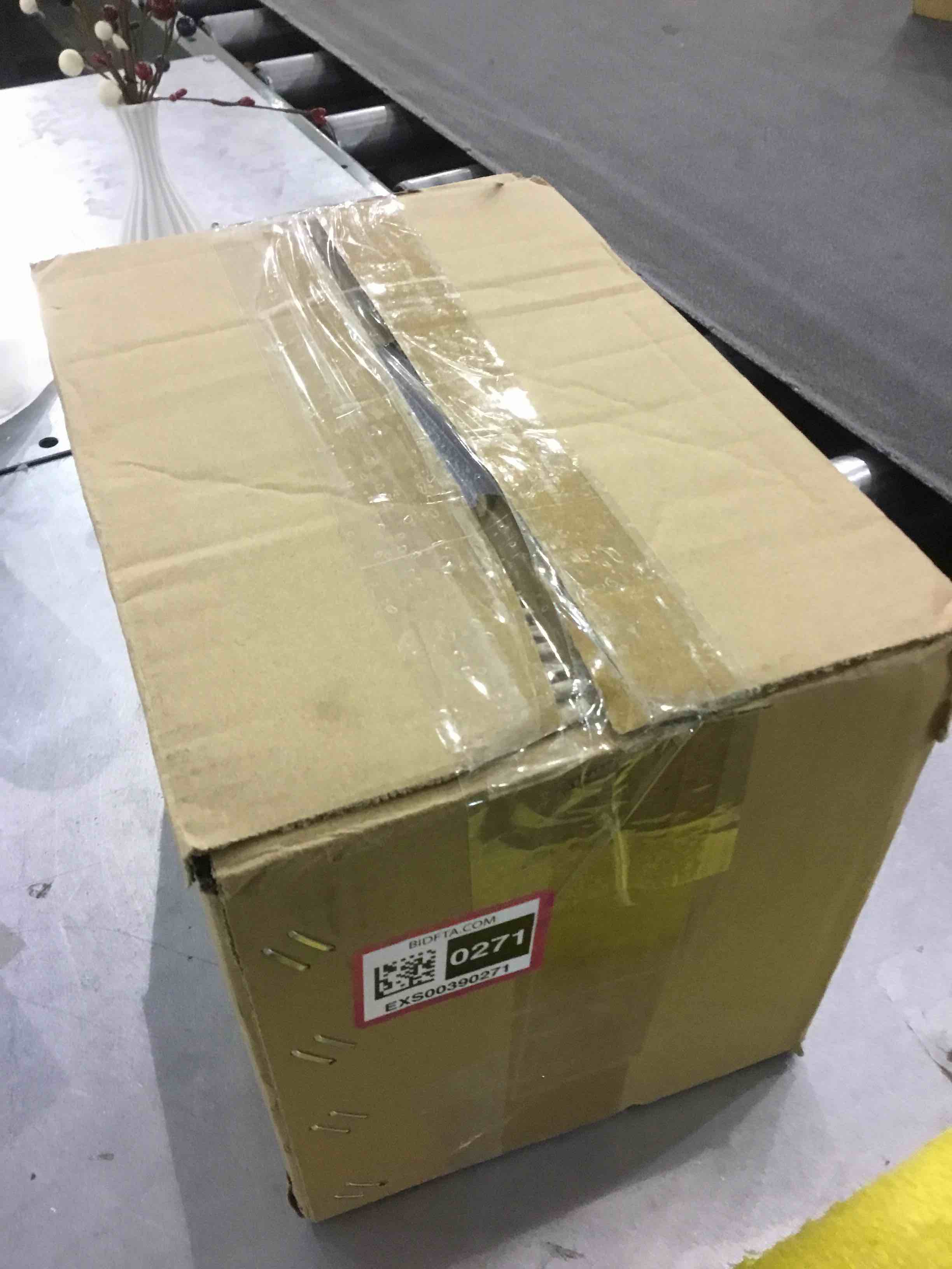 https://s3.amazonaws.com/lotting-images-prod/bidfta/EXS00390271_1691667650328.jpeg