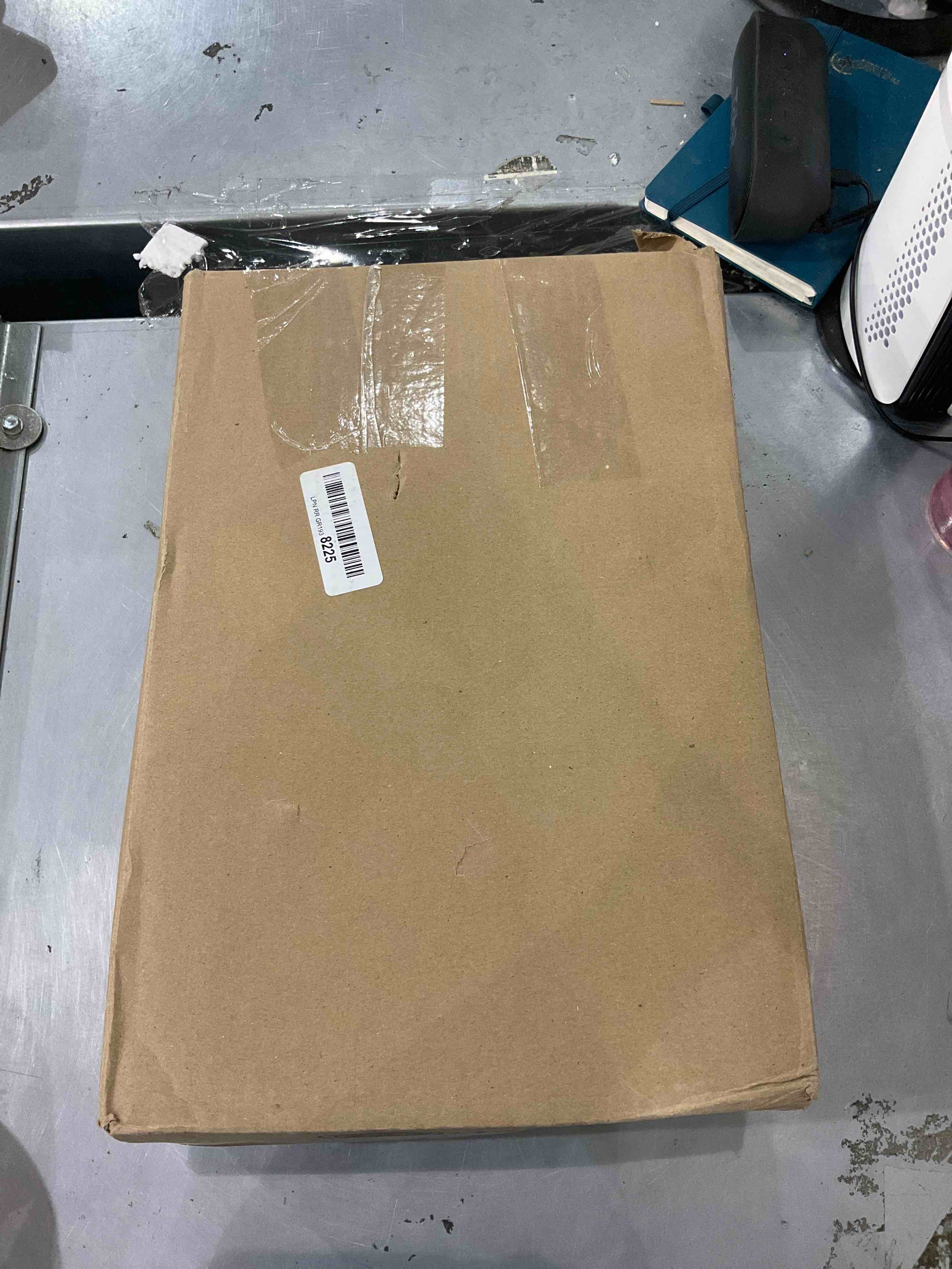 https://s3.amazonaws.com/lotting-images-prod/bidfta/EXS00390958_1691666952840.jpeg