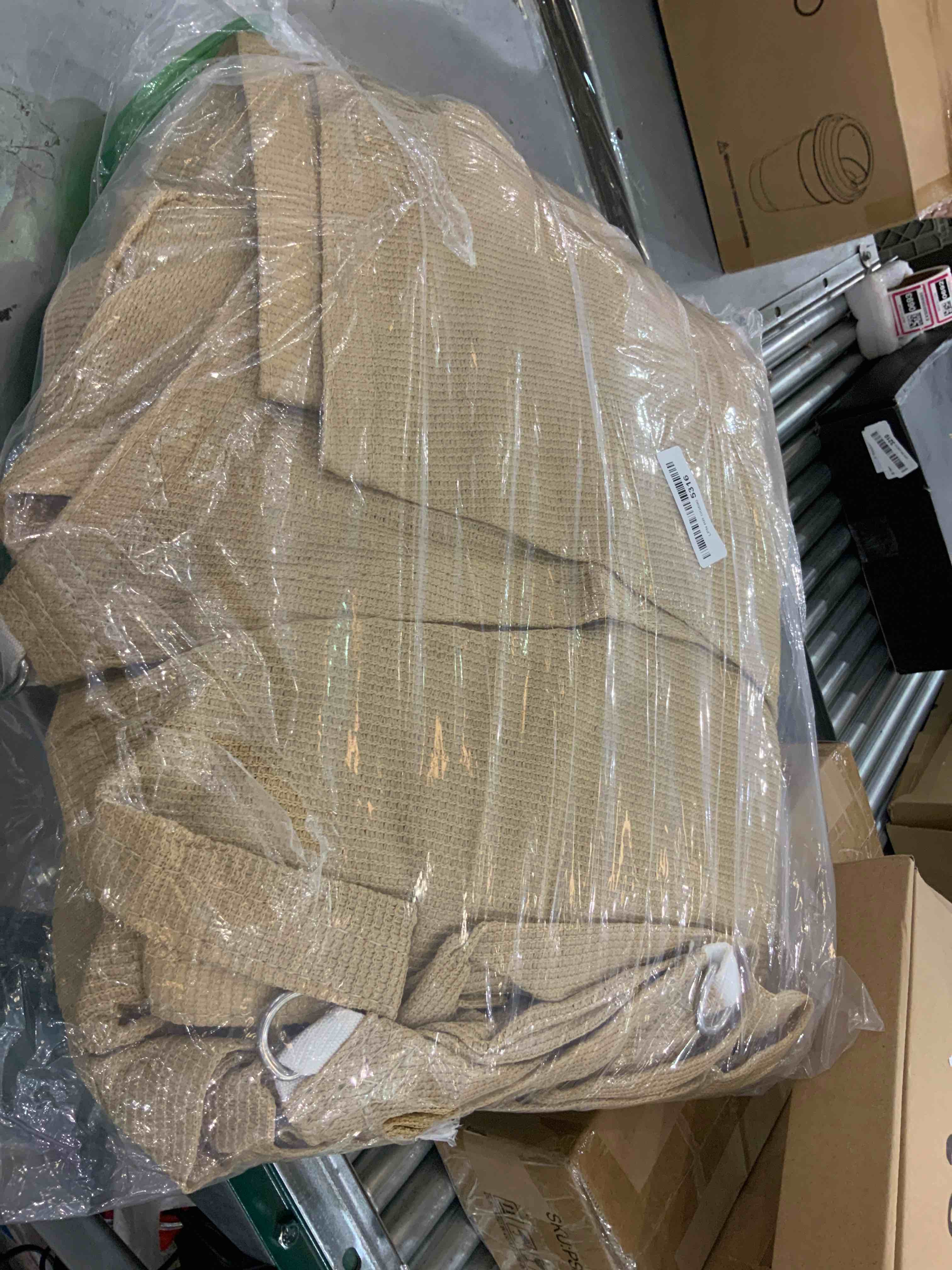 https://s3.amazonaws.com/lotting-images-prod/bidfta/EXS00391005_1691515804366.jpeg