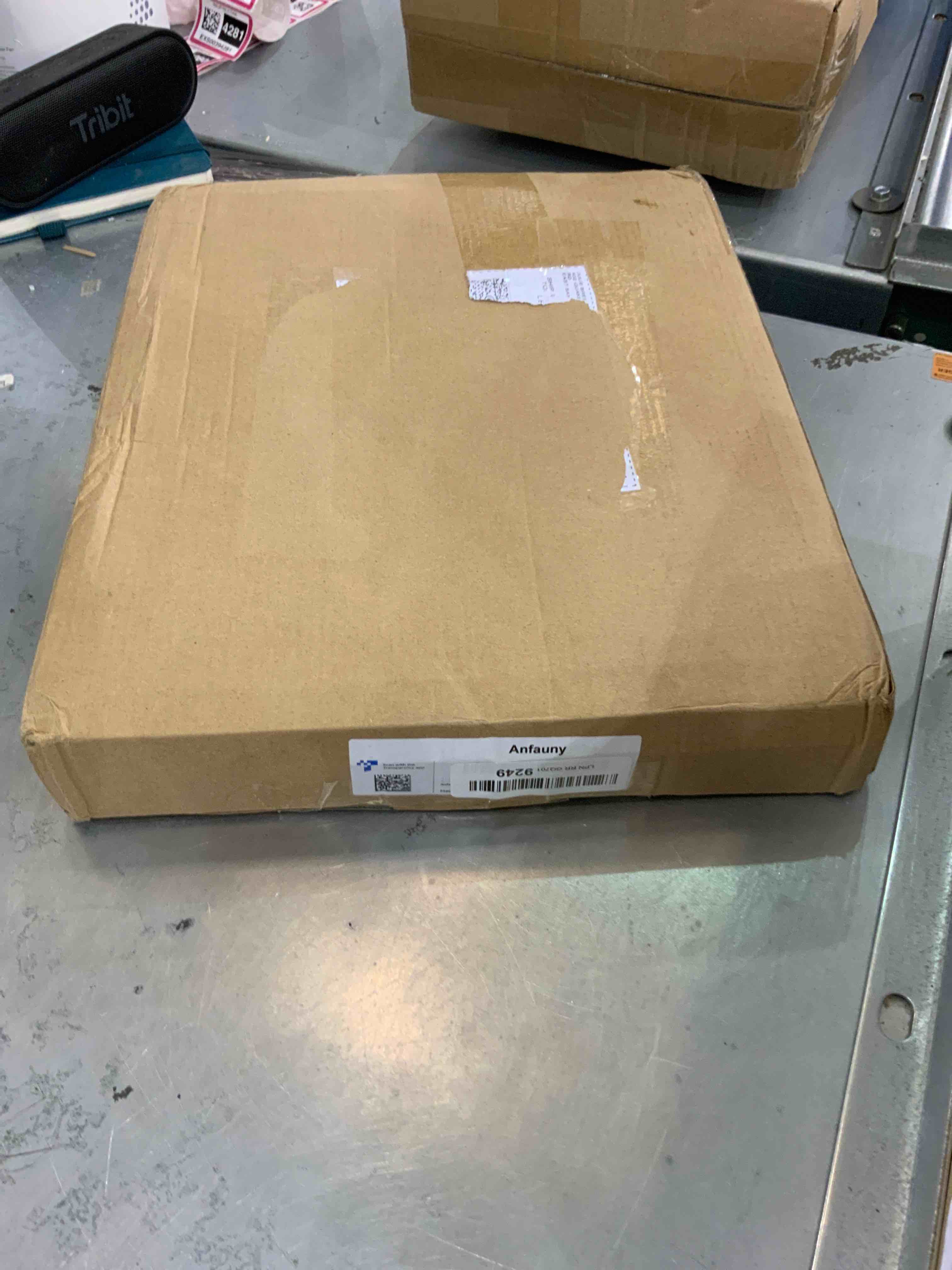 https://s3.amazonaws.com/lotting-images-prod/bidfta/EXS00391429_1691675689332.jpeg