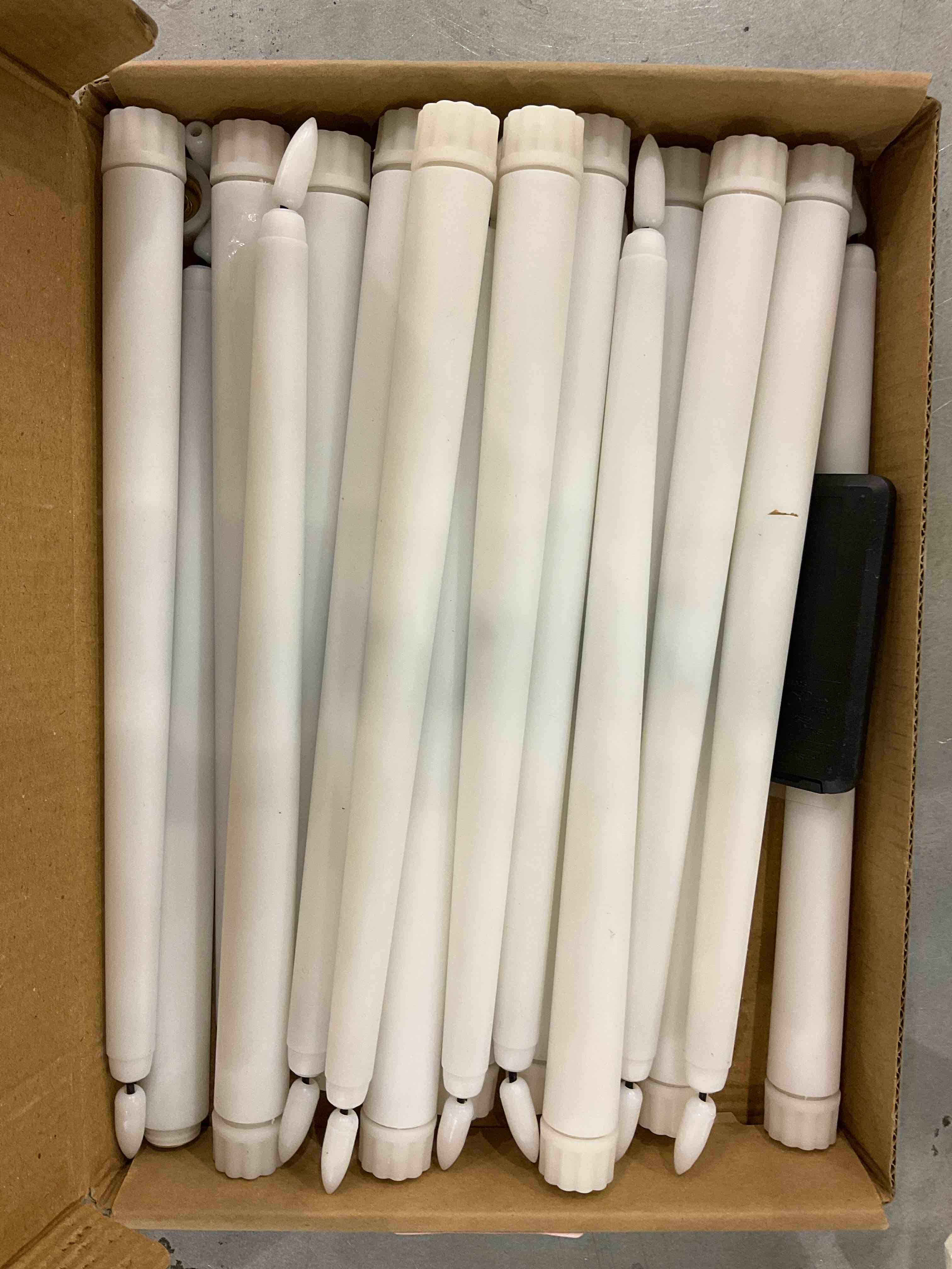 https://s3.amazonaws.com/lotting-images-prod/bidfta/EXS00391749_1691667190464.jpeg