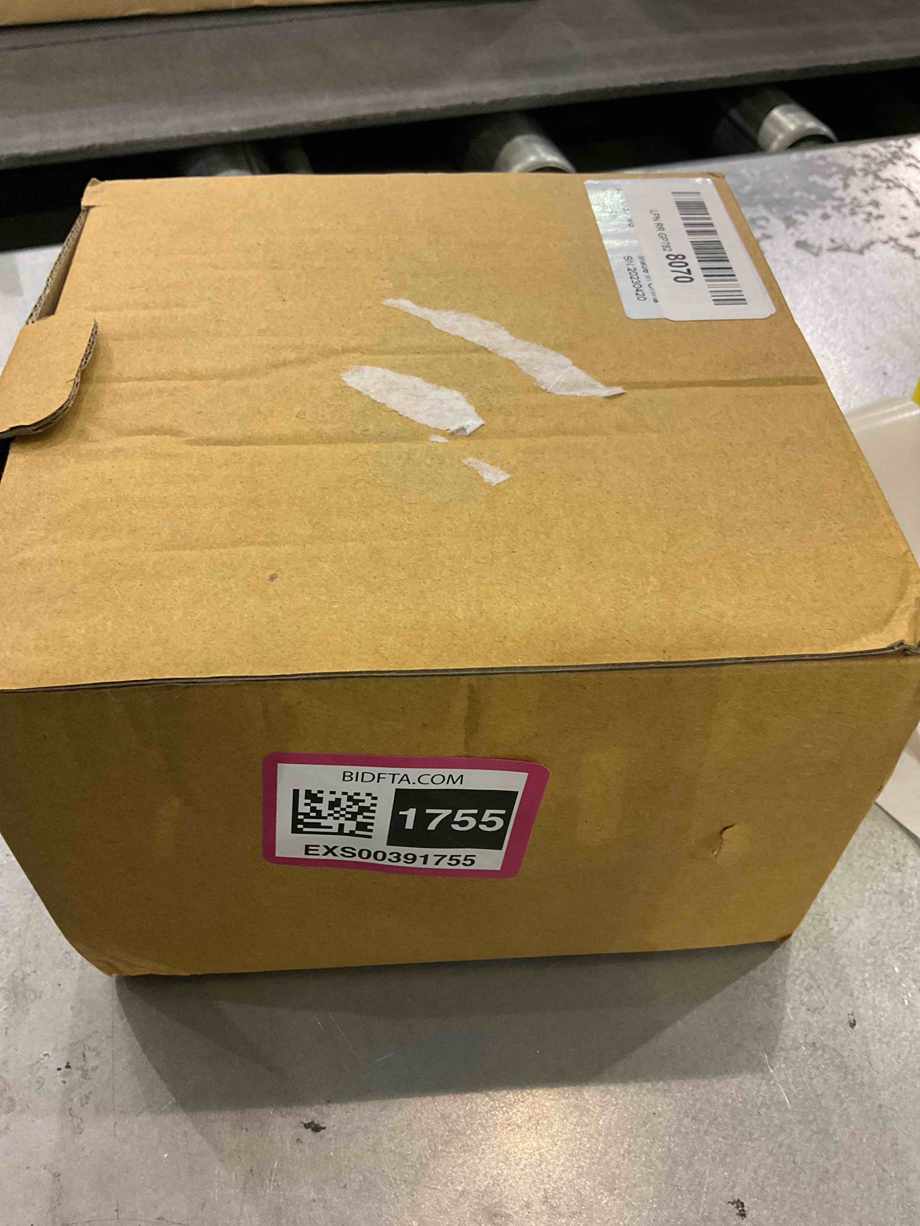 https://s3.amazonaws.com/lotting-images-prod/bidfta/EXS00391755_1691667731100.jpeg