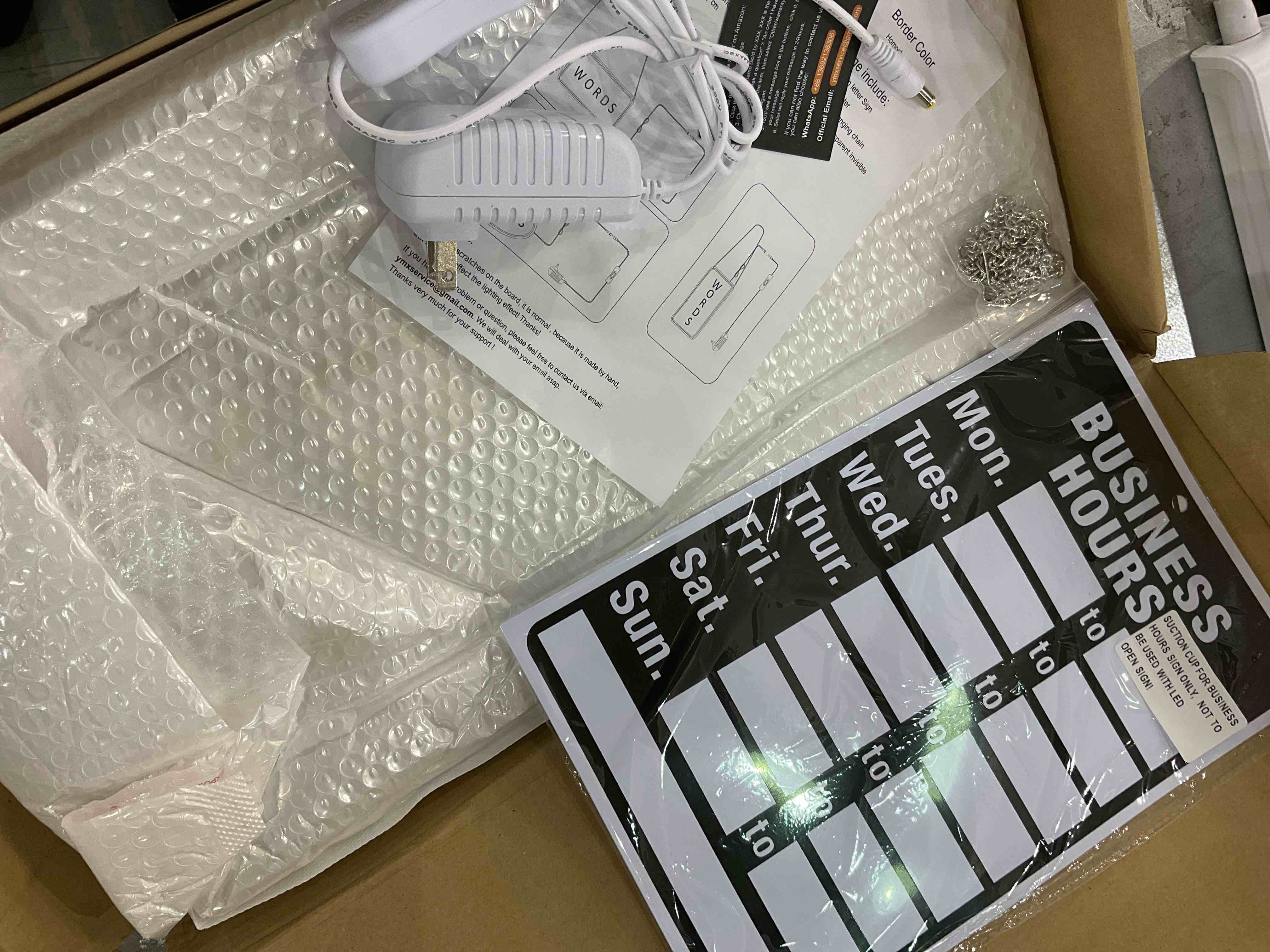 https://s3.amazonaws.com/lotting-images-prod/bidfta/EXS00393042_1691582630426.jpeg