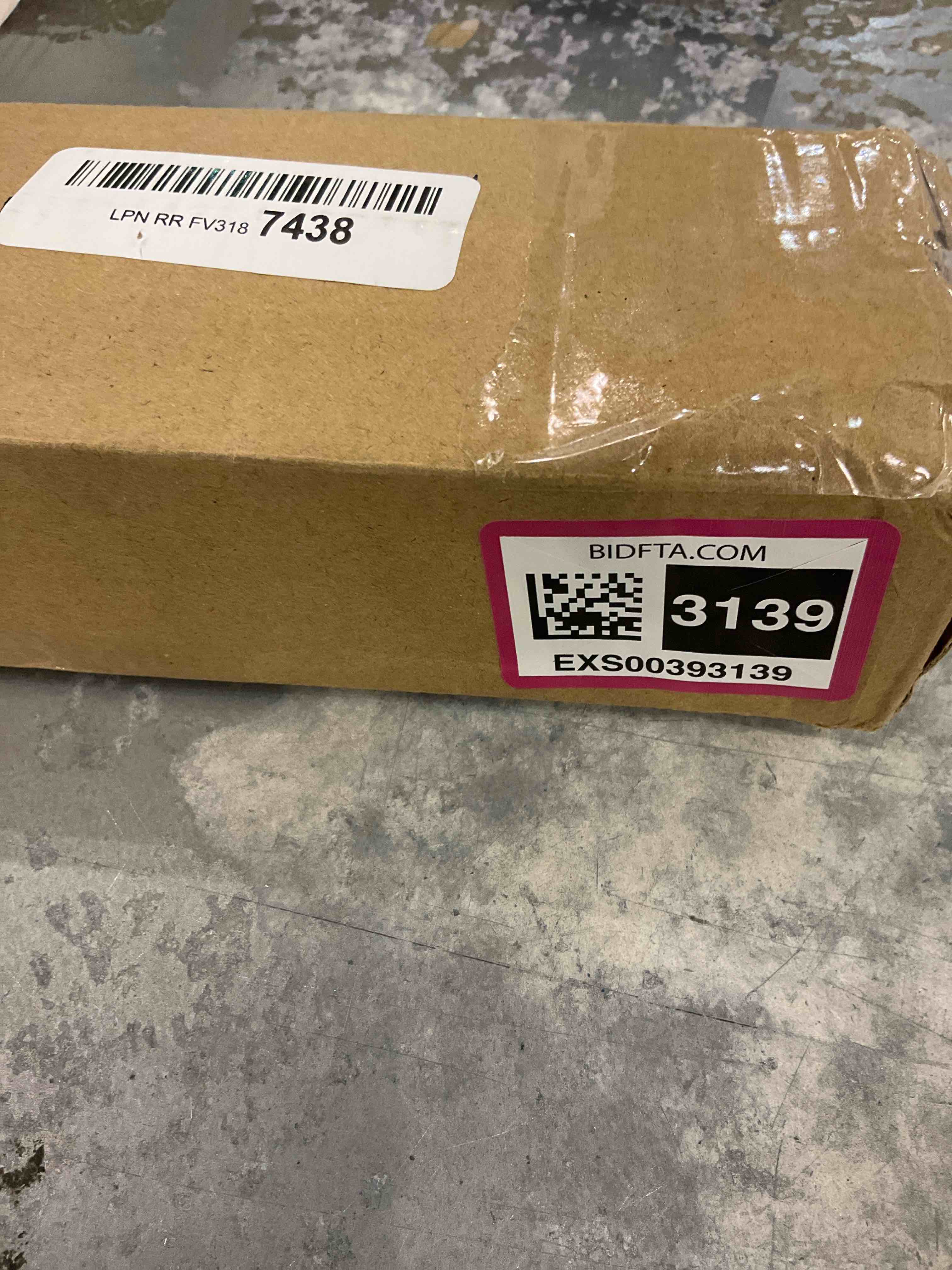https://s3.amazonaws.com/lotting-images-prod/bidfta/EXS00393139_1691666589054.jpeg
