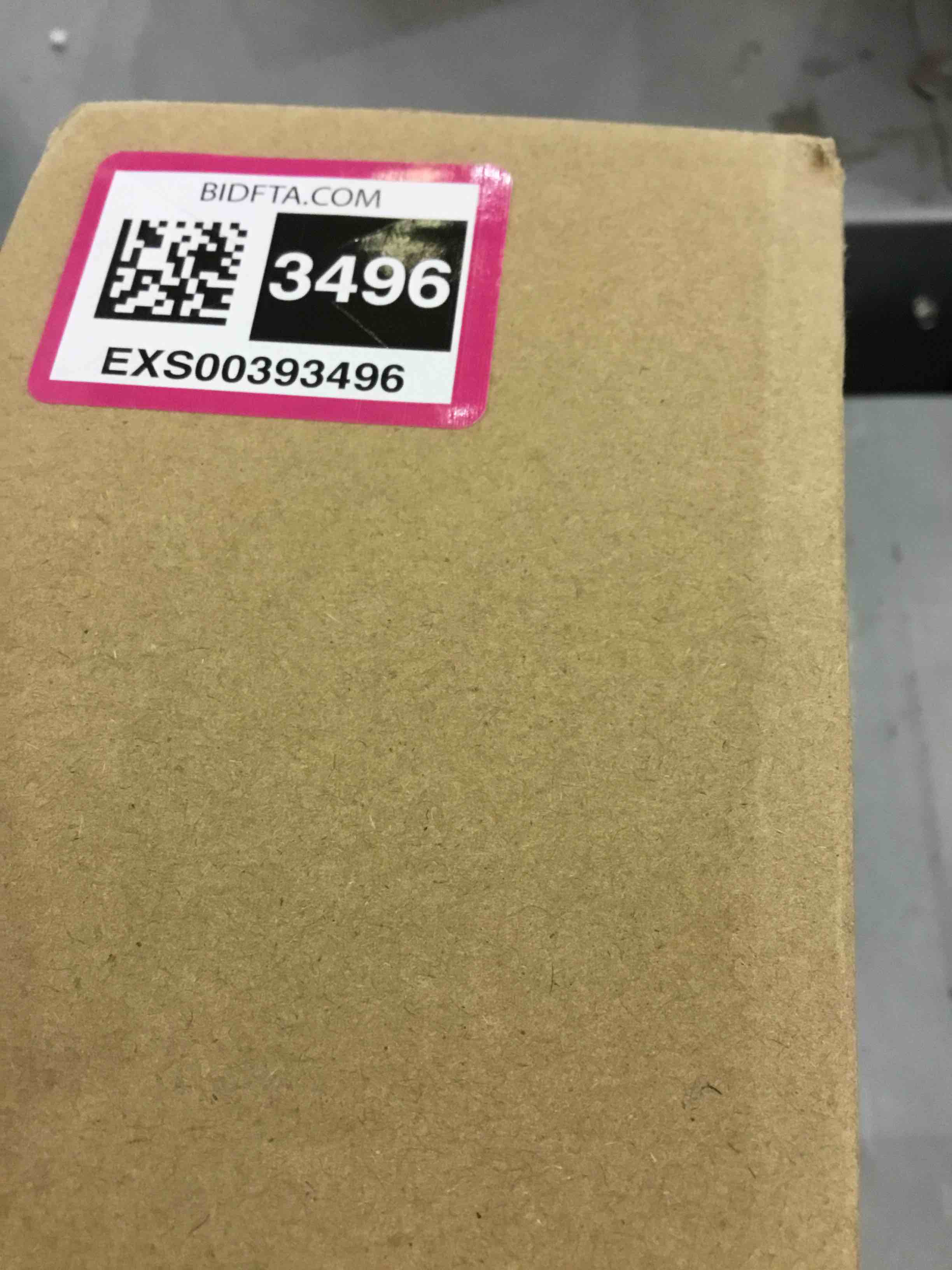 https://s3.amazonaws.com/lotting-images-prod/bidfta/EXS00393496_1691761360799.jpeg