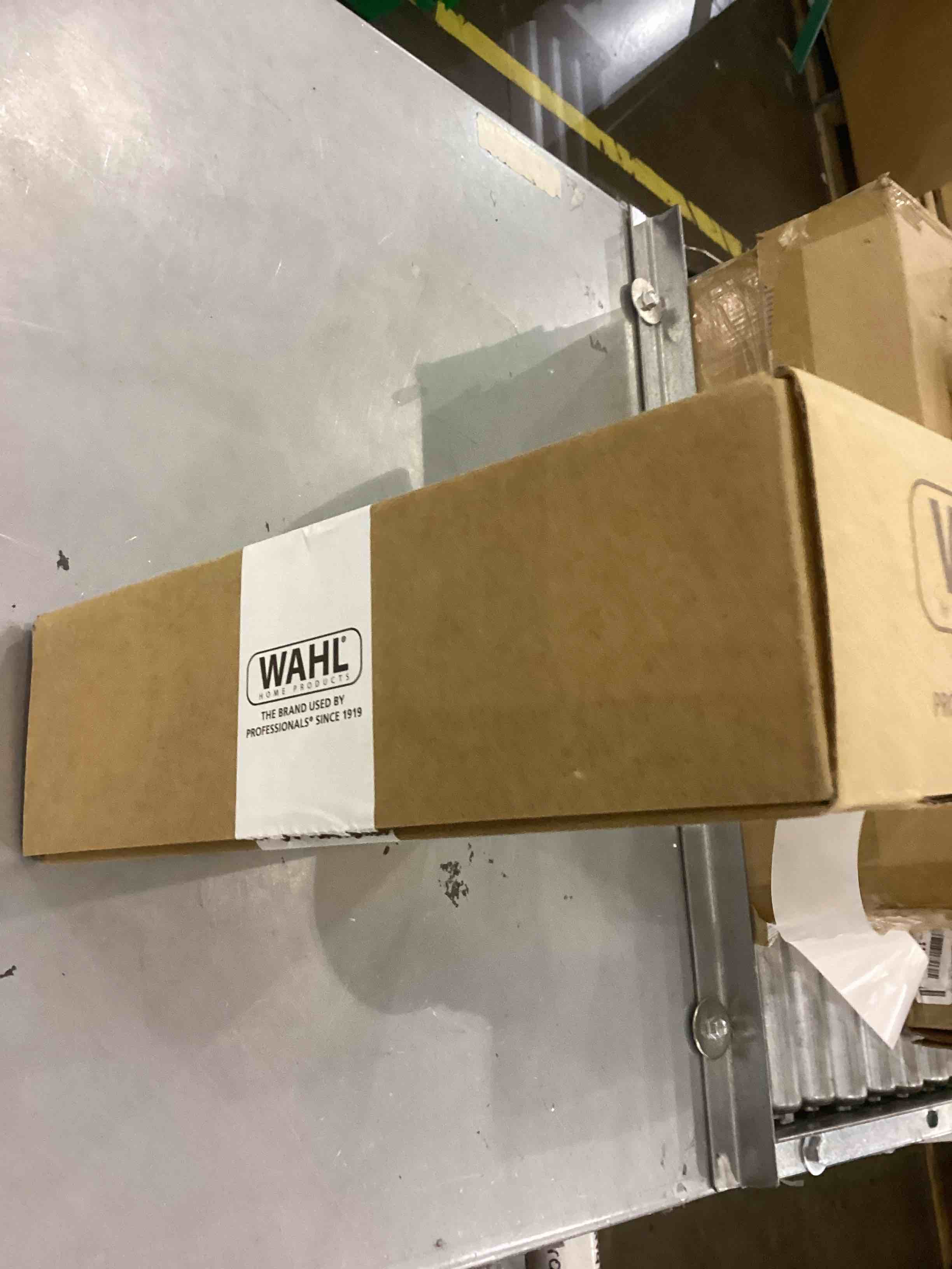 https://s3.amazonaws.com/lotting-images-prod/bidfta/EXS00393632_1691412467067.jpeg