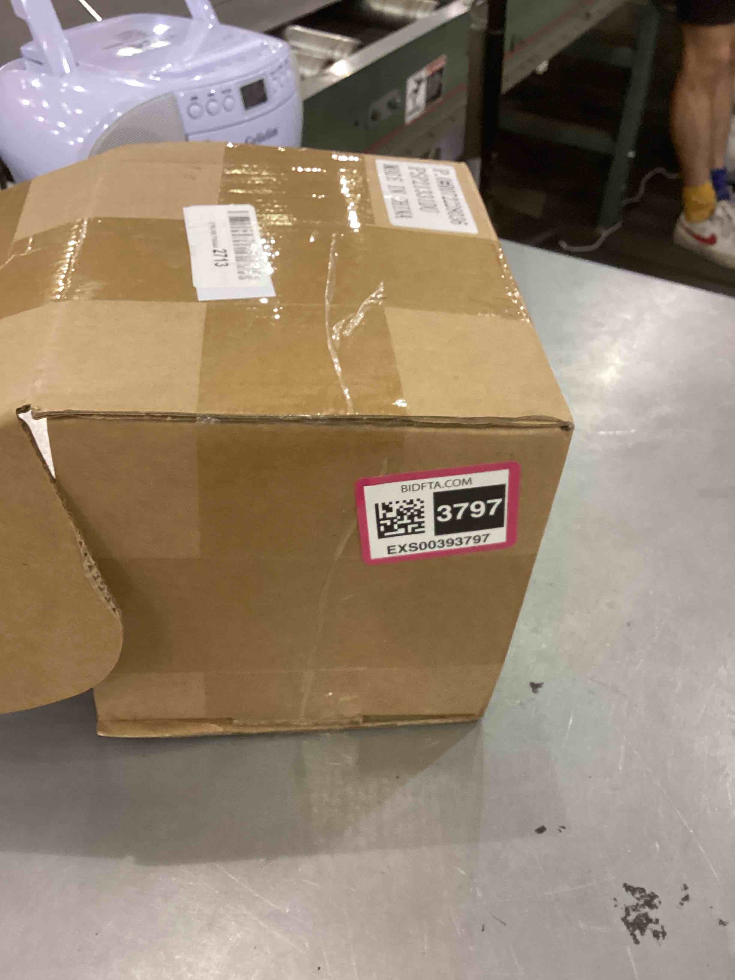 https://s3.amazonaws.com/lotting-images-prod/bidfta/EXS00393797_1691509162898.jpeg
