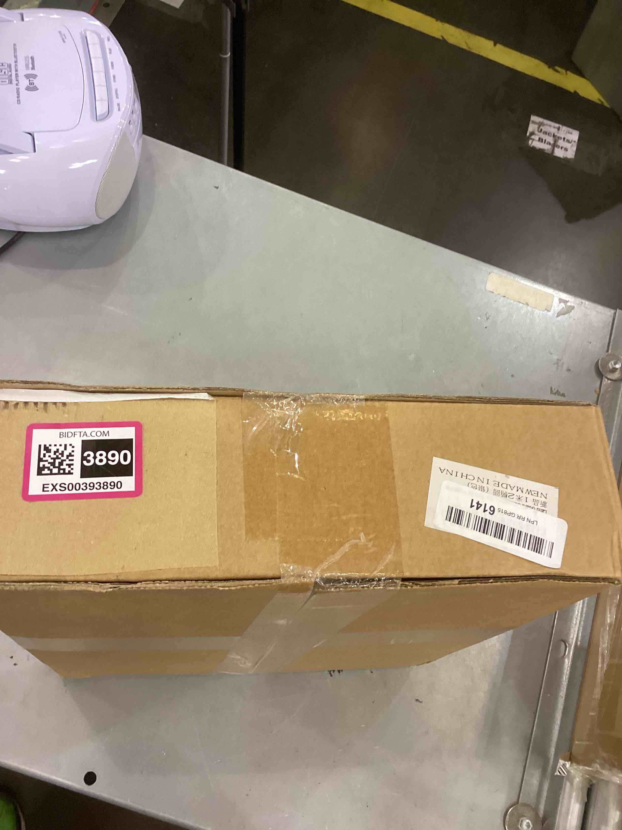 https://s3.amazonaws.com/lotting-images-prod/bidfta/EXS00393890_1691519998124.jpeg
