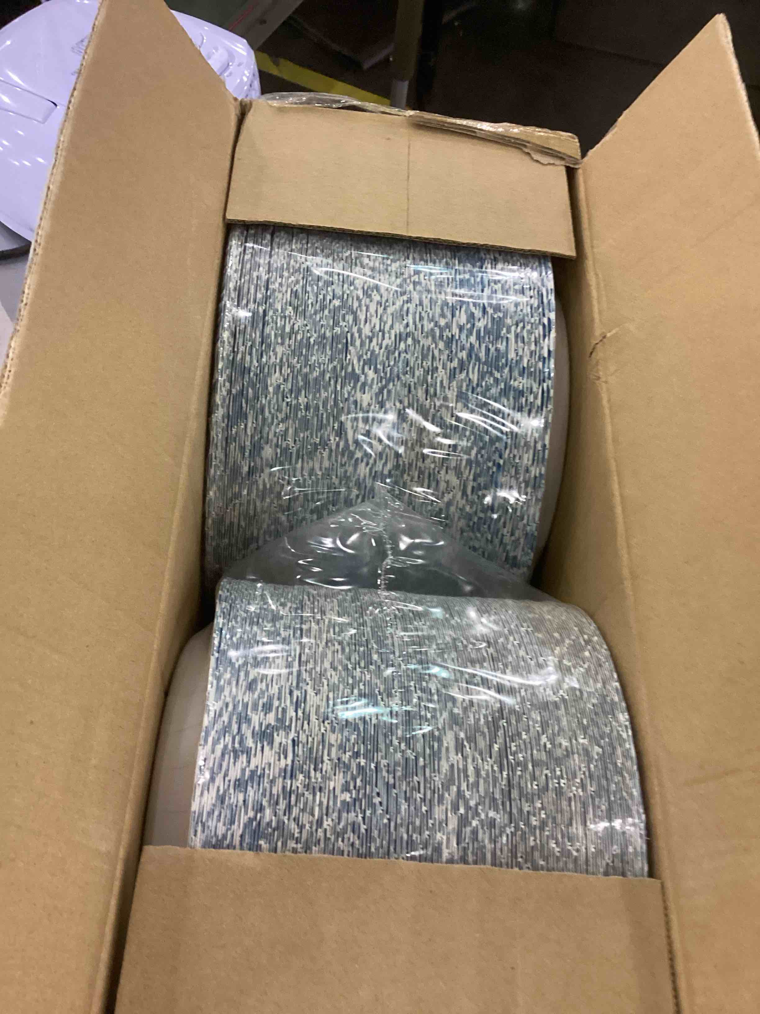 https://s3.amazonaws.com/lotting-images-prod/bidfta/EXS00393931_1691580367461.jpeg