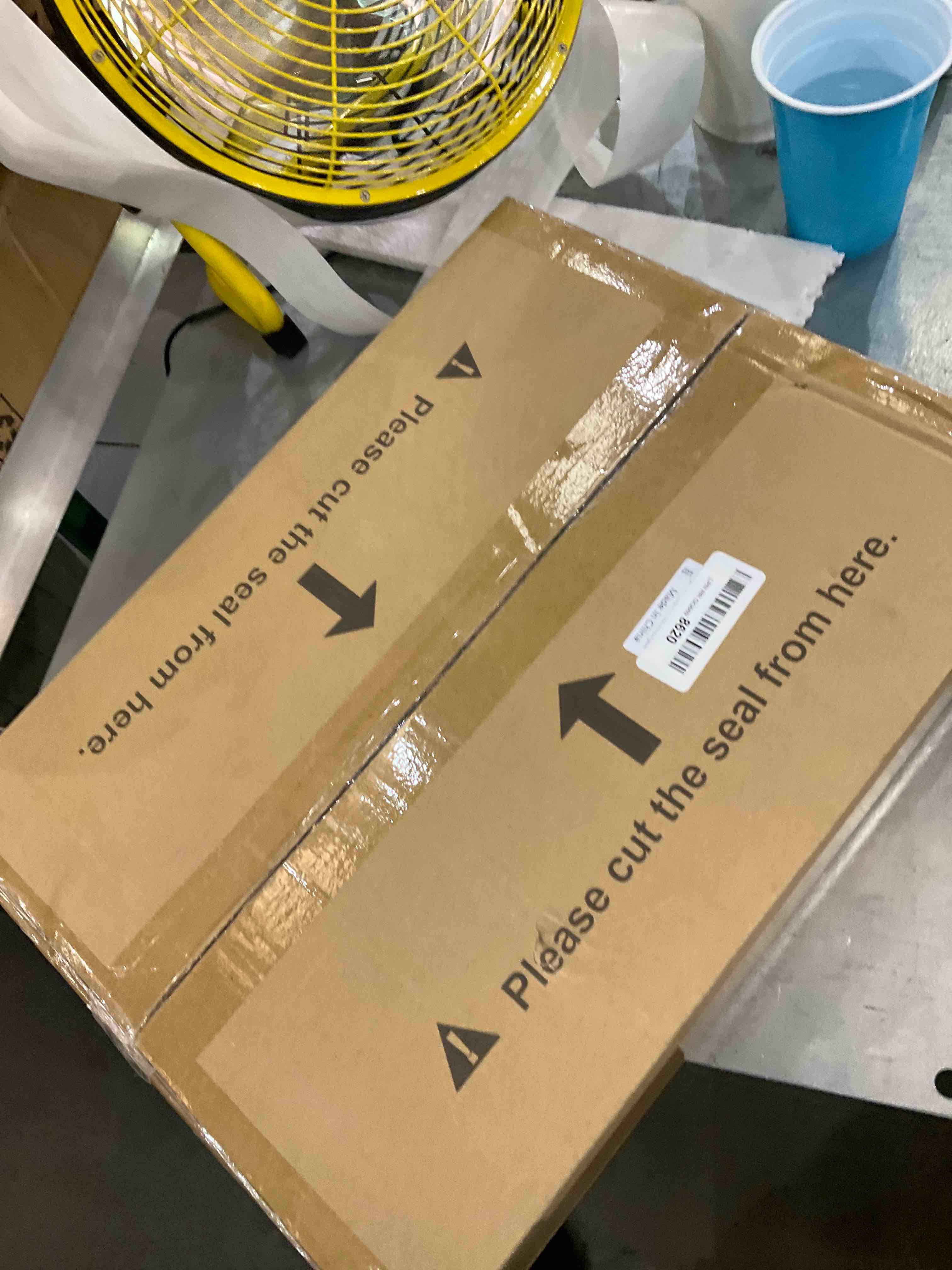 https://s3.amazonaws.com/lotting-images-prod/bidfta/EXS00394073_1691519888452.jpeg
