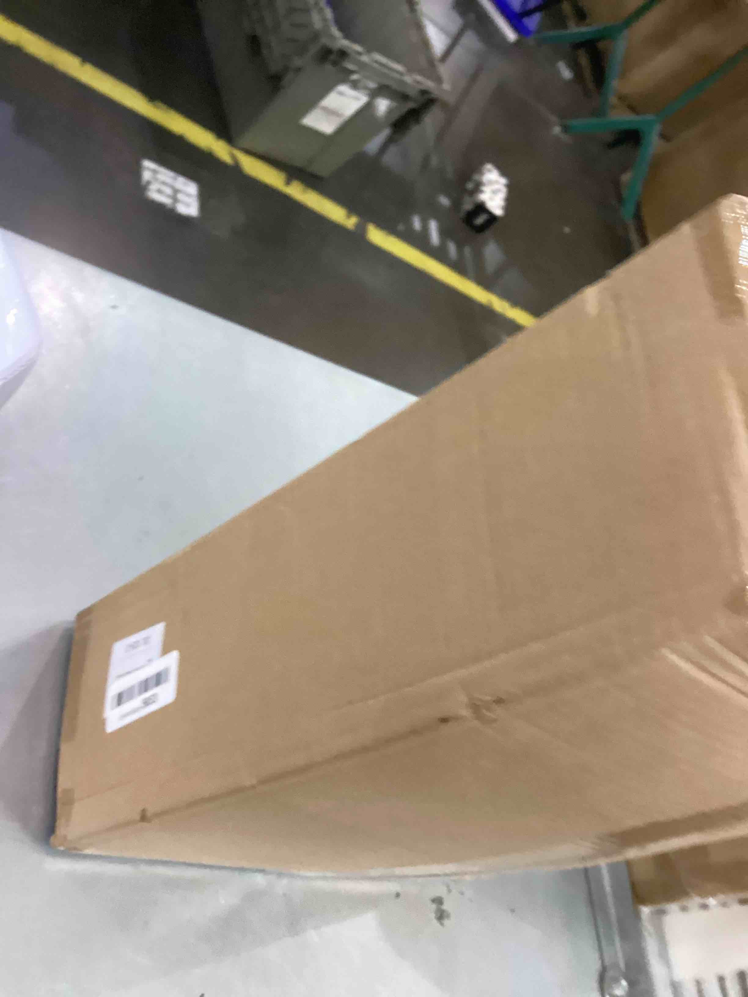 https://s3.amazonaws.com/lotting-images-prod/bidfta/EXS00394183_1691593217404.jpeg