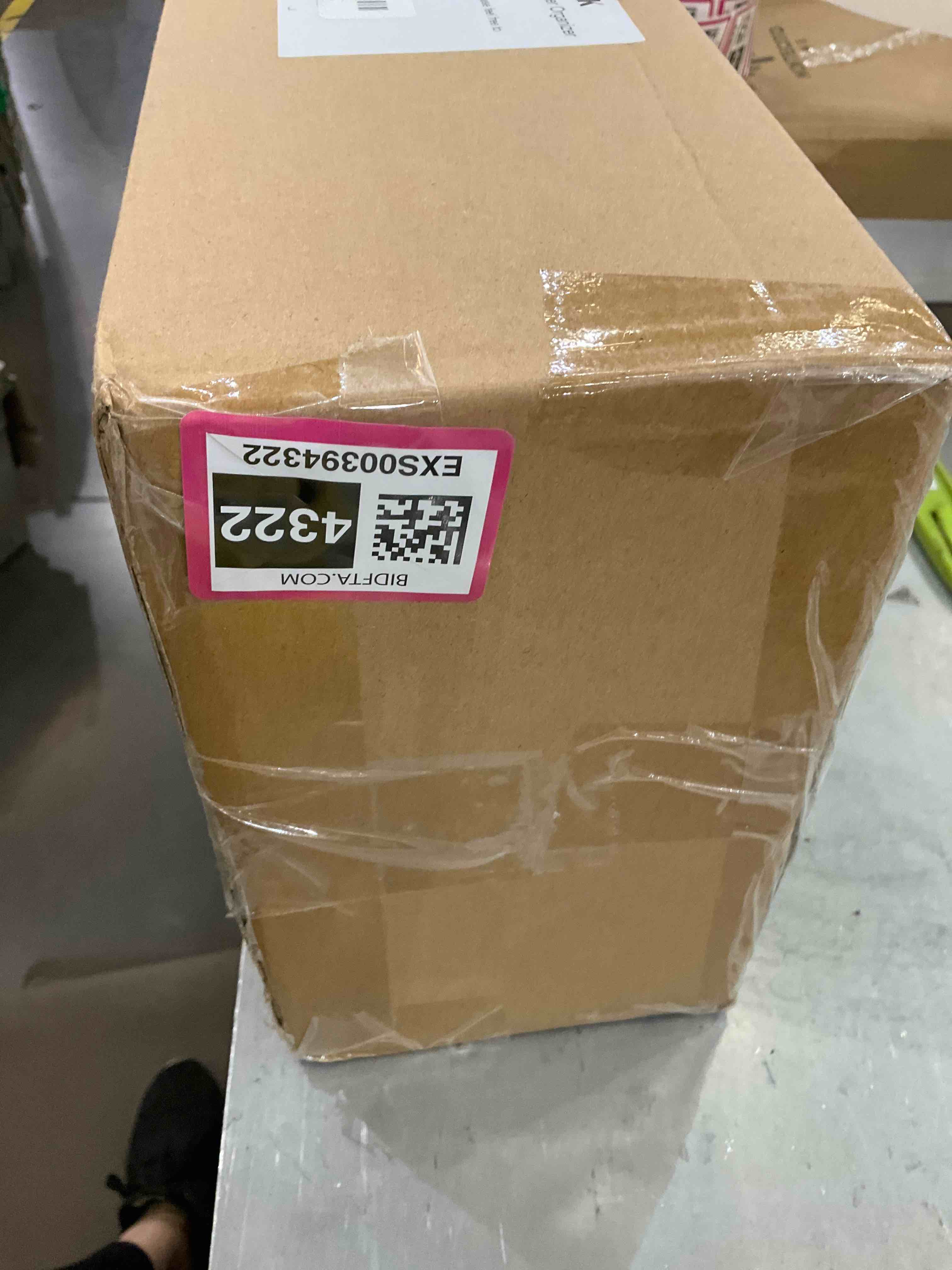 https://s3.amazonaws.com/lotting-images-prod/bidfta/EXS00394322_1691593229863.jpeg