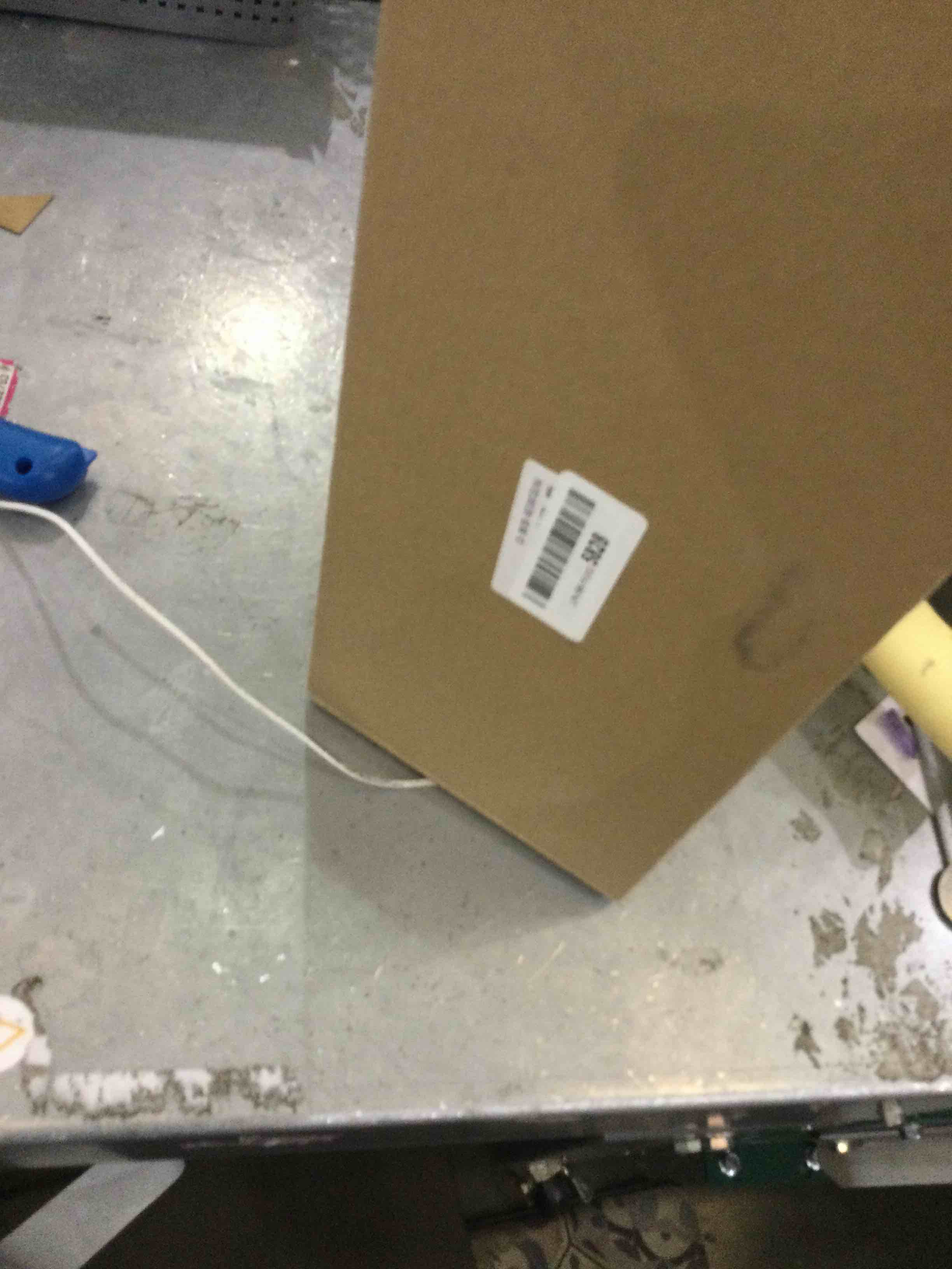 https://s3.amazonaws.com/lotting-images-prod/bidfta/EXS00395768_1691515616353.jpeg