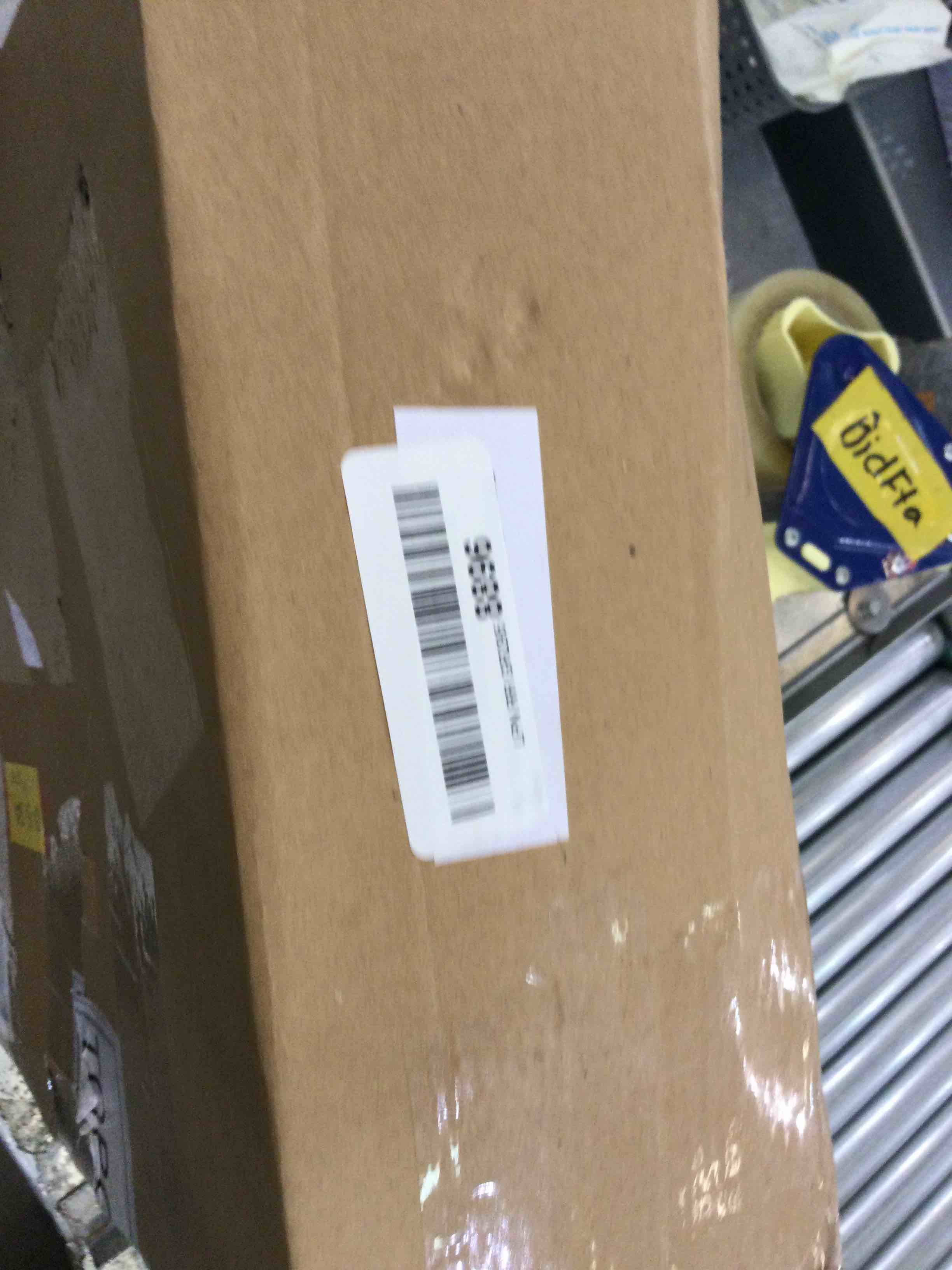 https://s3.amazonaws.com/lotting-images-prod/bidfta/EXS00395797_1691521611006.jpeg