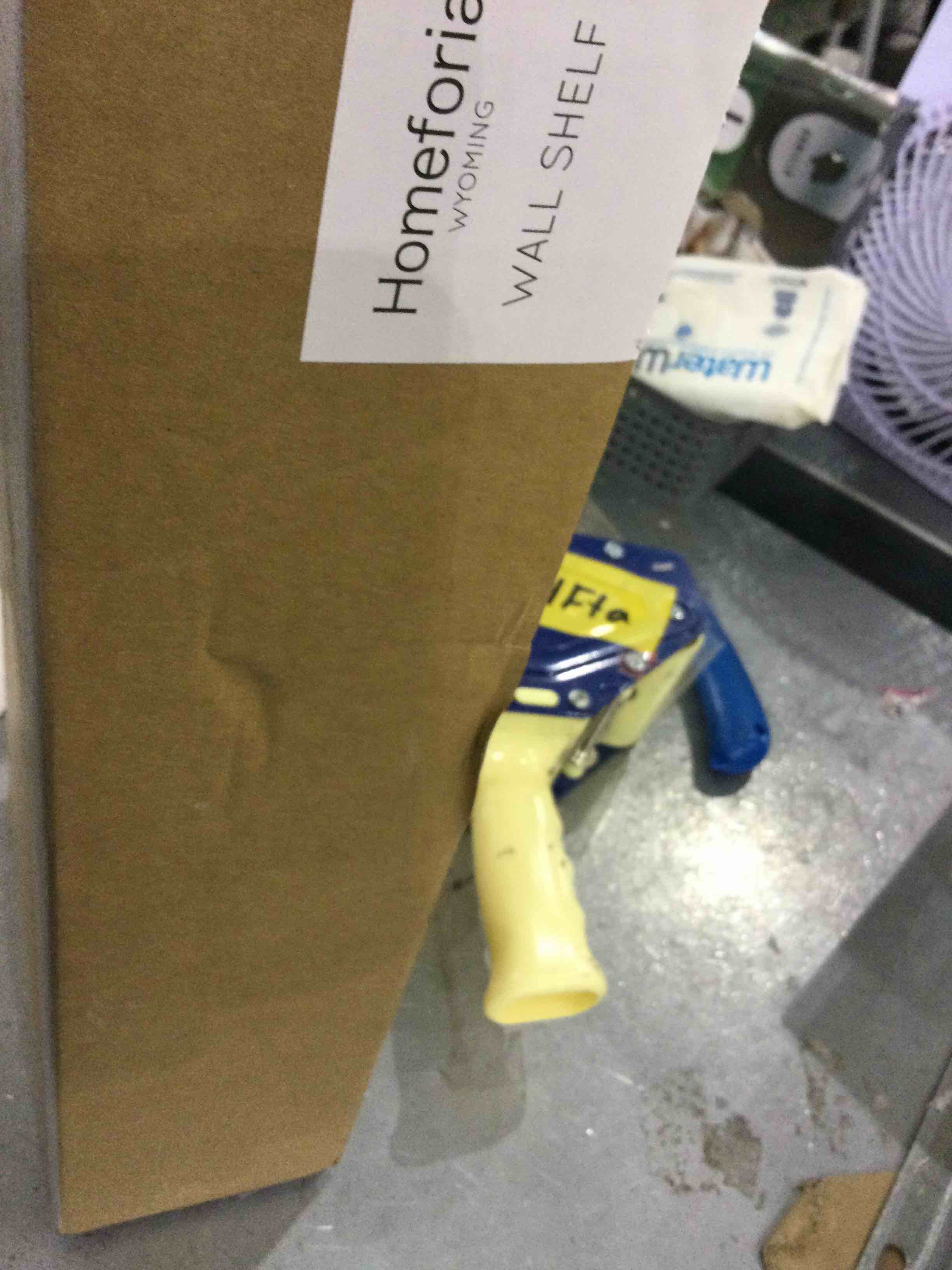 https://s3.amazonaws.com/lotting-images-prod/bidfta/EXS00395824_1691582601667.jpeg
