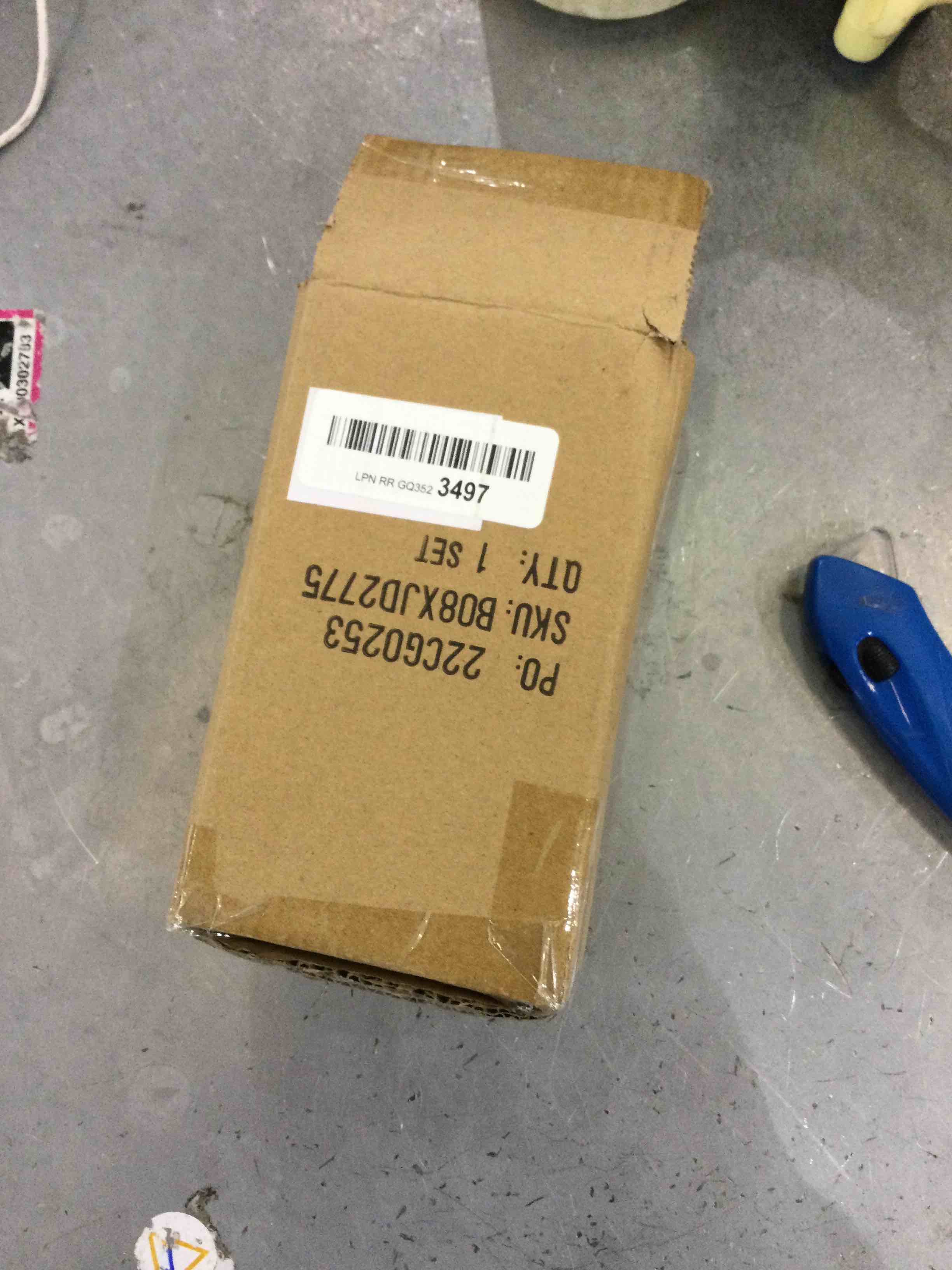 https://s3.amazonaws.com/lotting-images-prod/bidfta/EXS00395896_1691593004163.jpeg