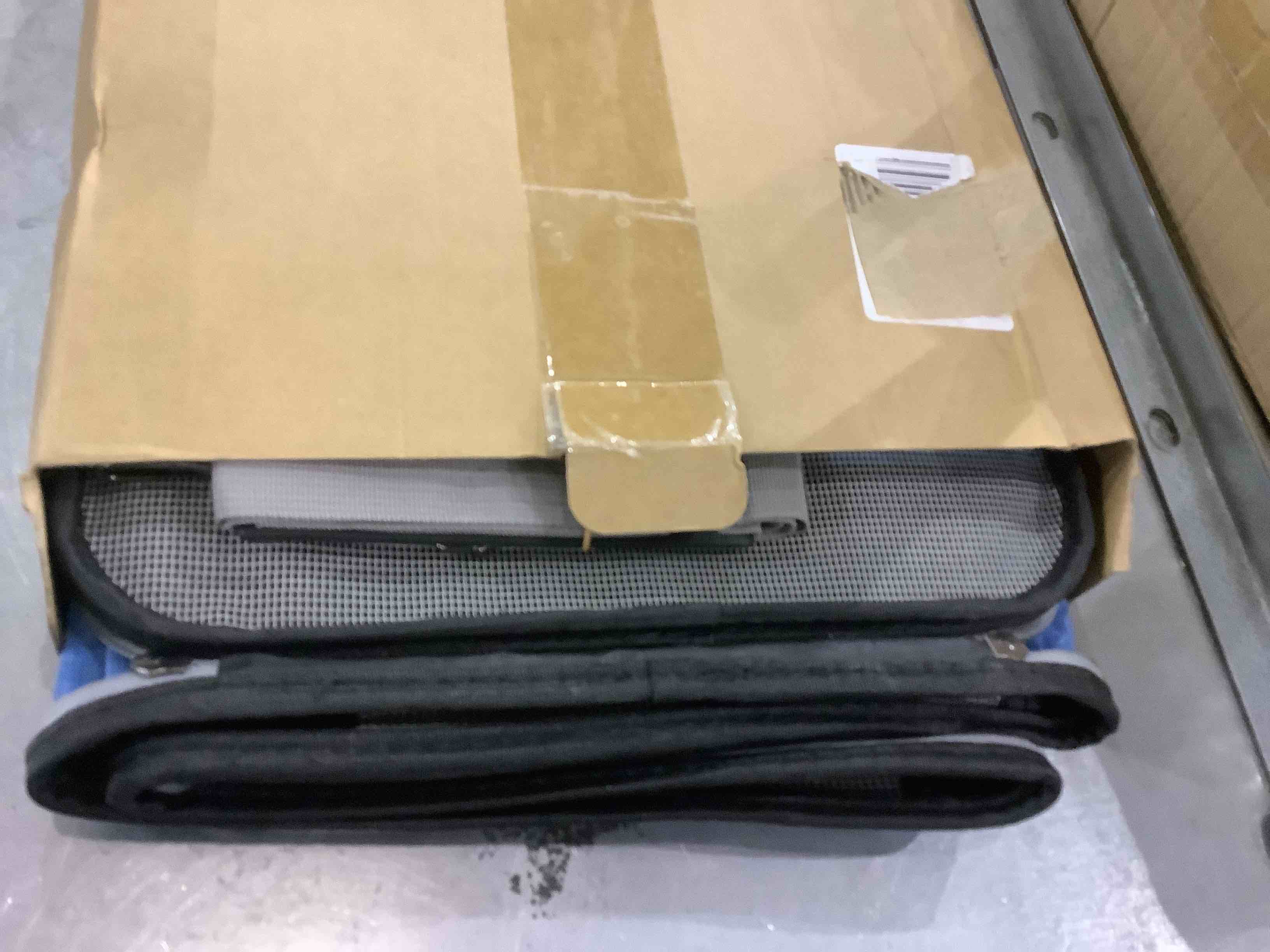 https://s3.amazonaws.com/lotting-images-prod/bidfta/EXS00396051_1691150204032.jpeg