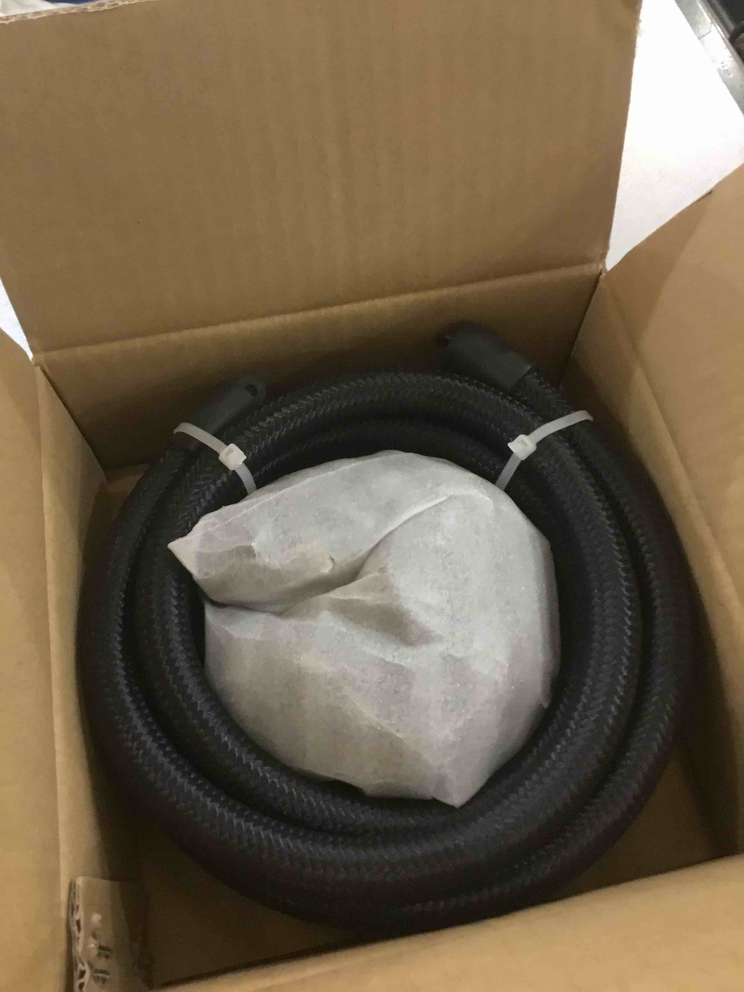 https://s3.amazonaws.com/lotting-images-prod/bidfta/EXS00397123_1691414298340.jpeg