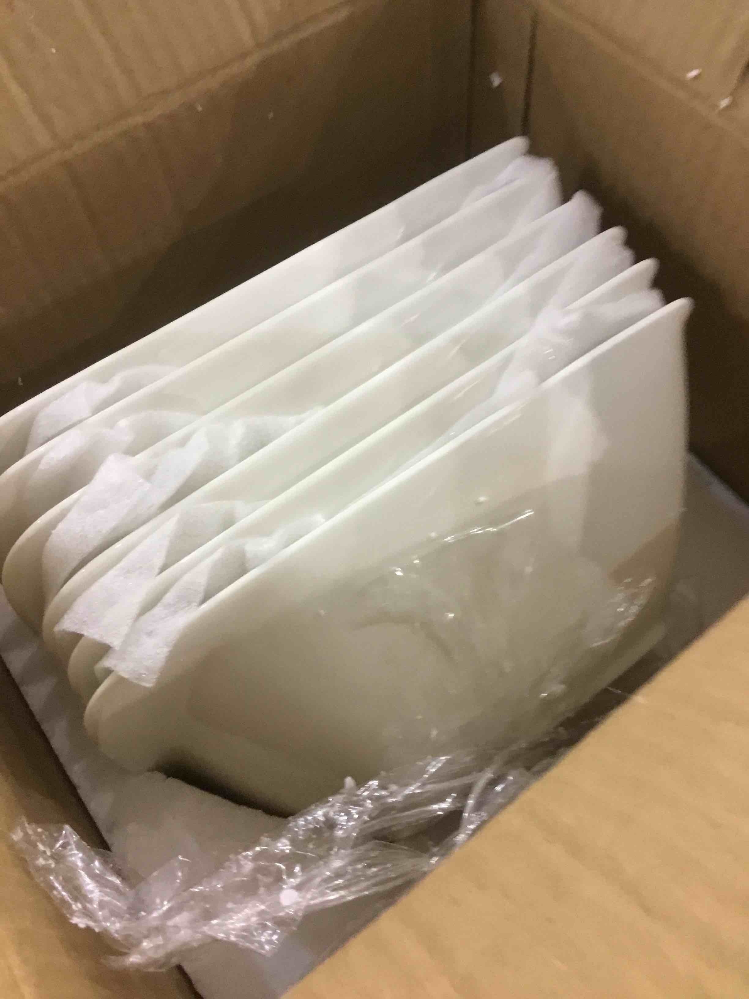 https://s3.amazonaws.com/lotting-images-prod/bidfta/EXS00397272_1691493605219.jpeg