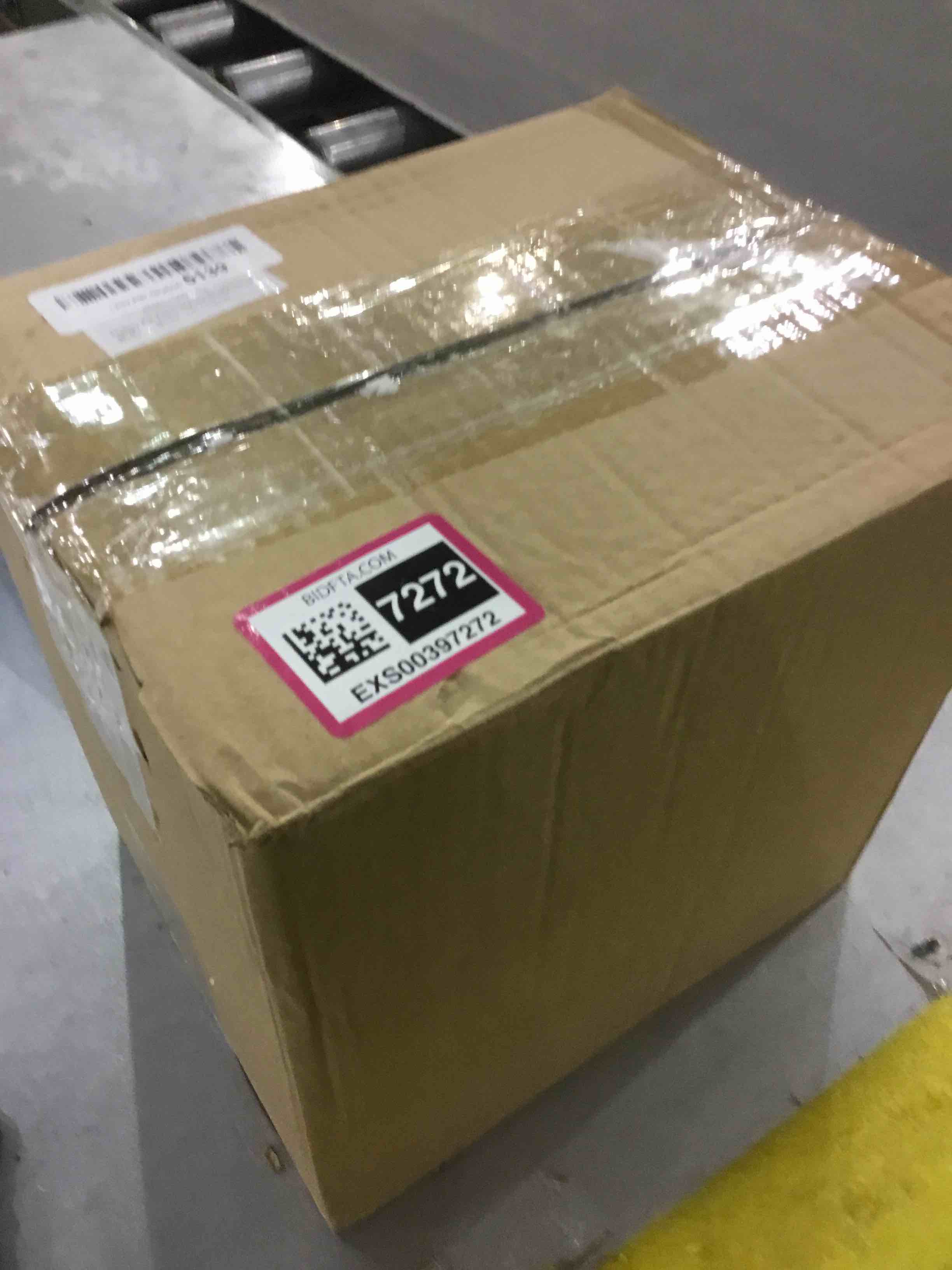 https://s3.amazonaws.com/lotting-images-prod/bidfta/EXS00397272_1691493622884.jpeg
