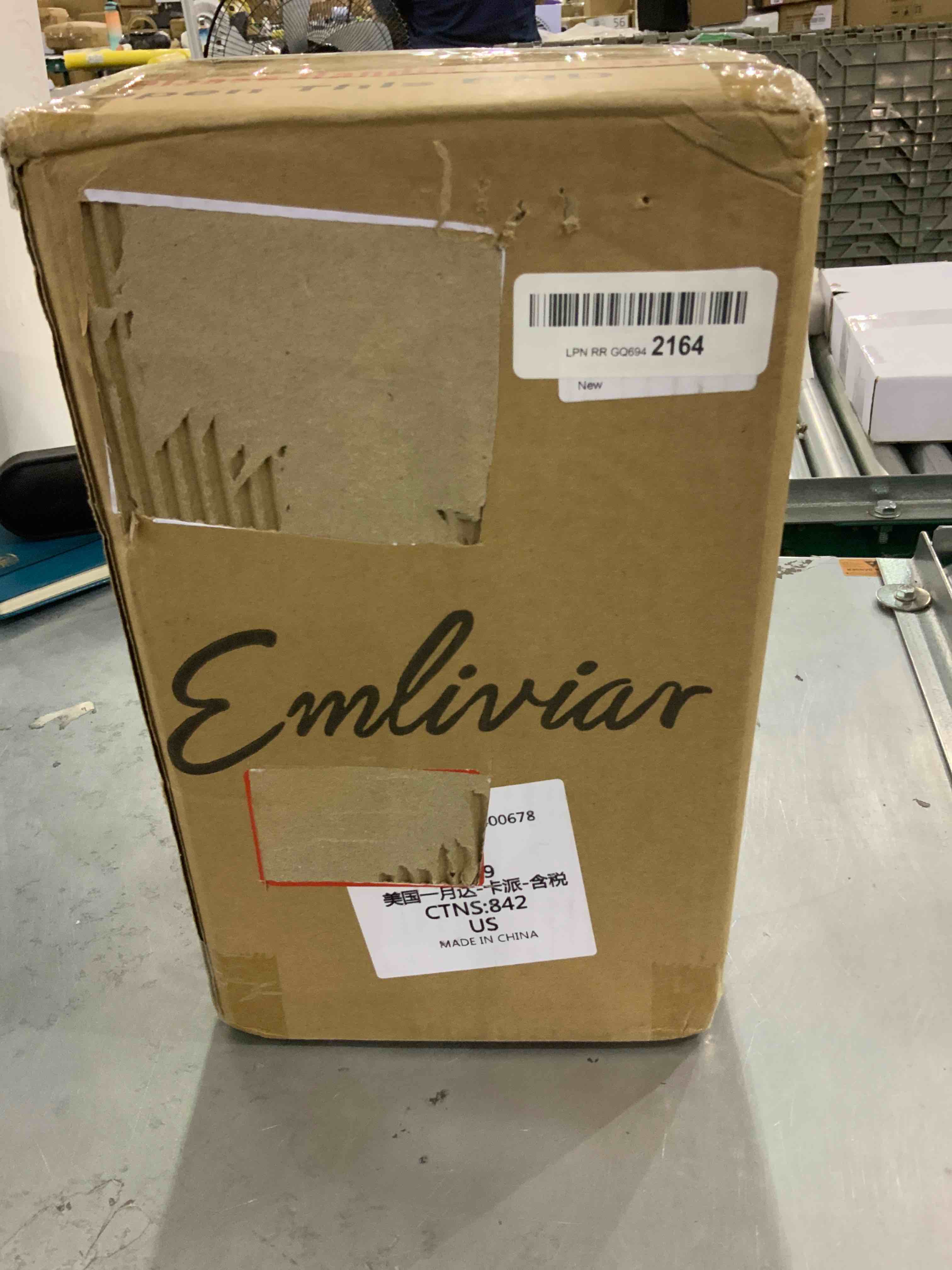 https://s3.amazonaws.com/lotting-images-prod/bidfta/EXS00397536_1691410034548.jpeg