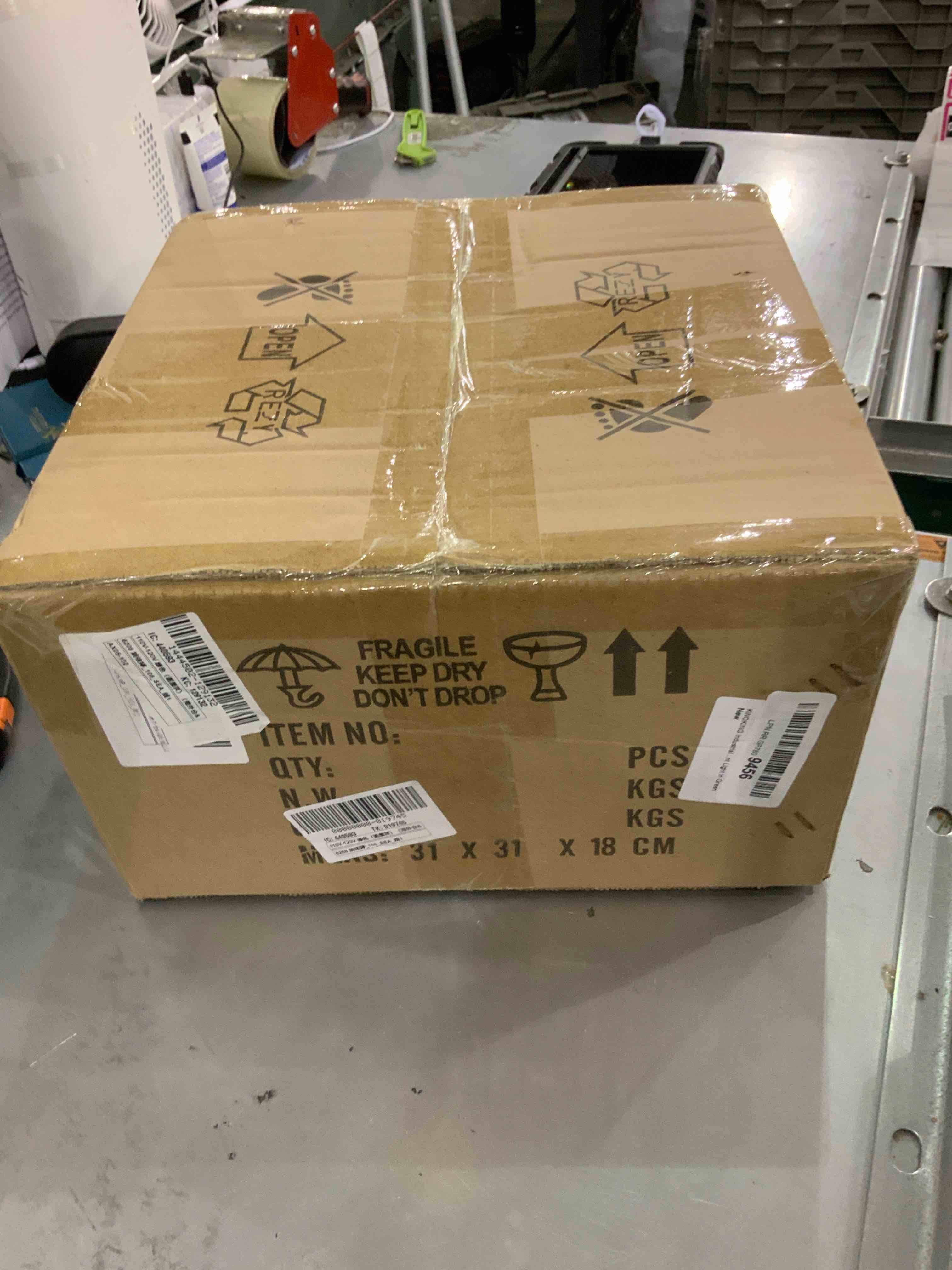 https://s3.amazonaws.com/lotting-images-prod/bidfta/EXS00397539_1691410332249.jpeg