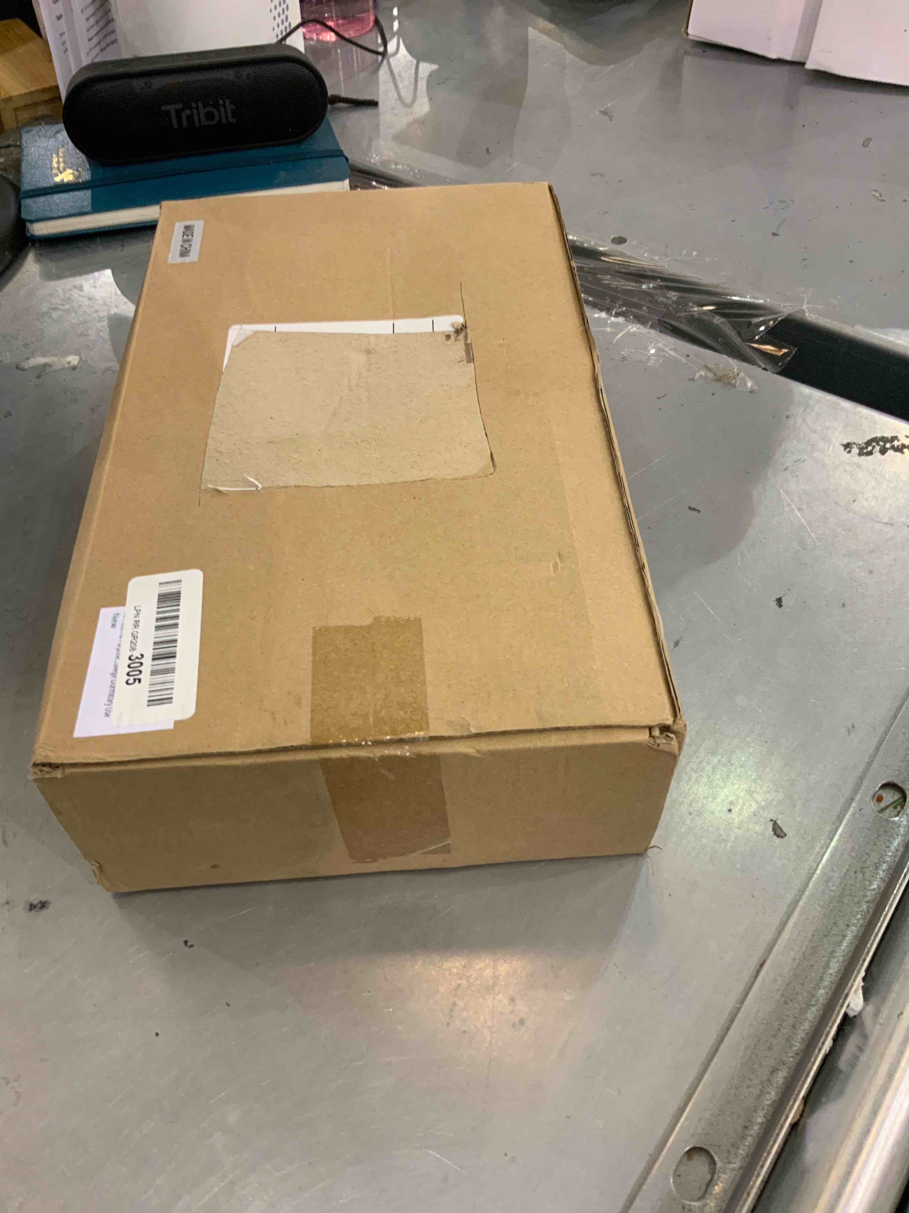 https://s3.amazonaws.com/lotting-images-prod/bidfta/EXS00397667_1691422162300.jpeg