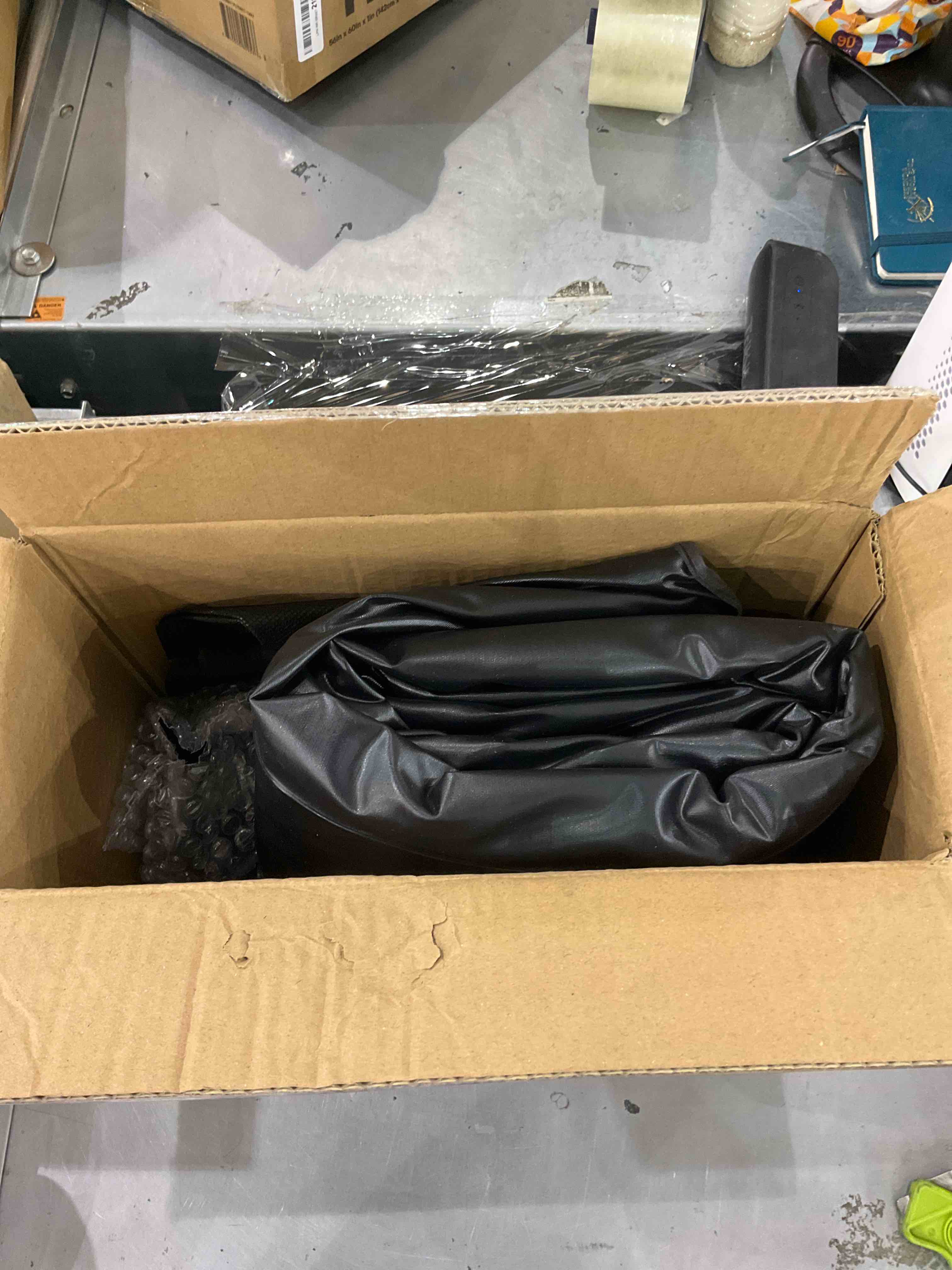 https://s3.amazonaws.com/lotting-images-prod/bidfta/EXS00398714_1691157948752.jpeg