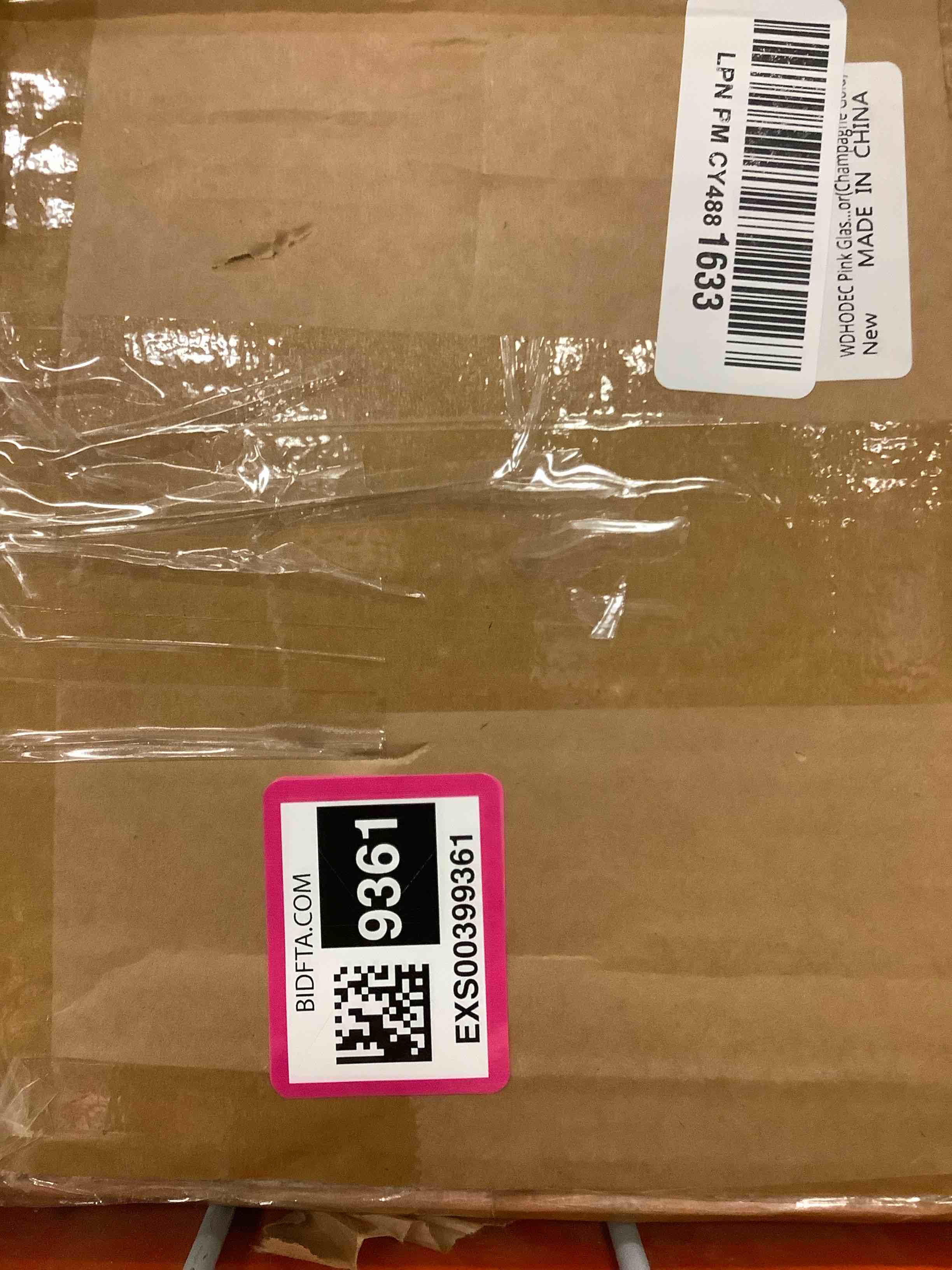 https://s3.amazonaws.com/lotting-images-prod/bidfta/EXS00399361_1695942055444.jpeg