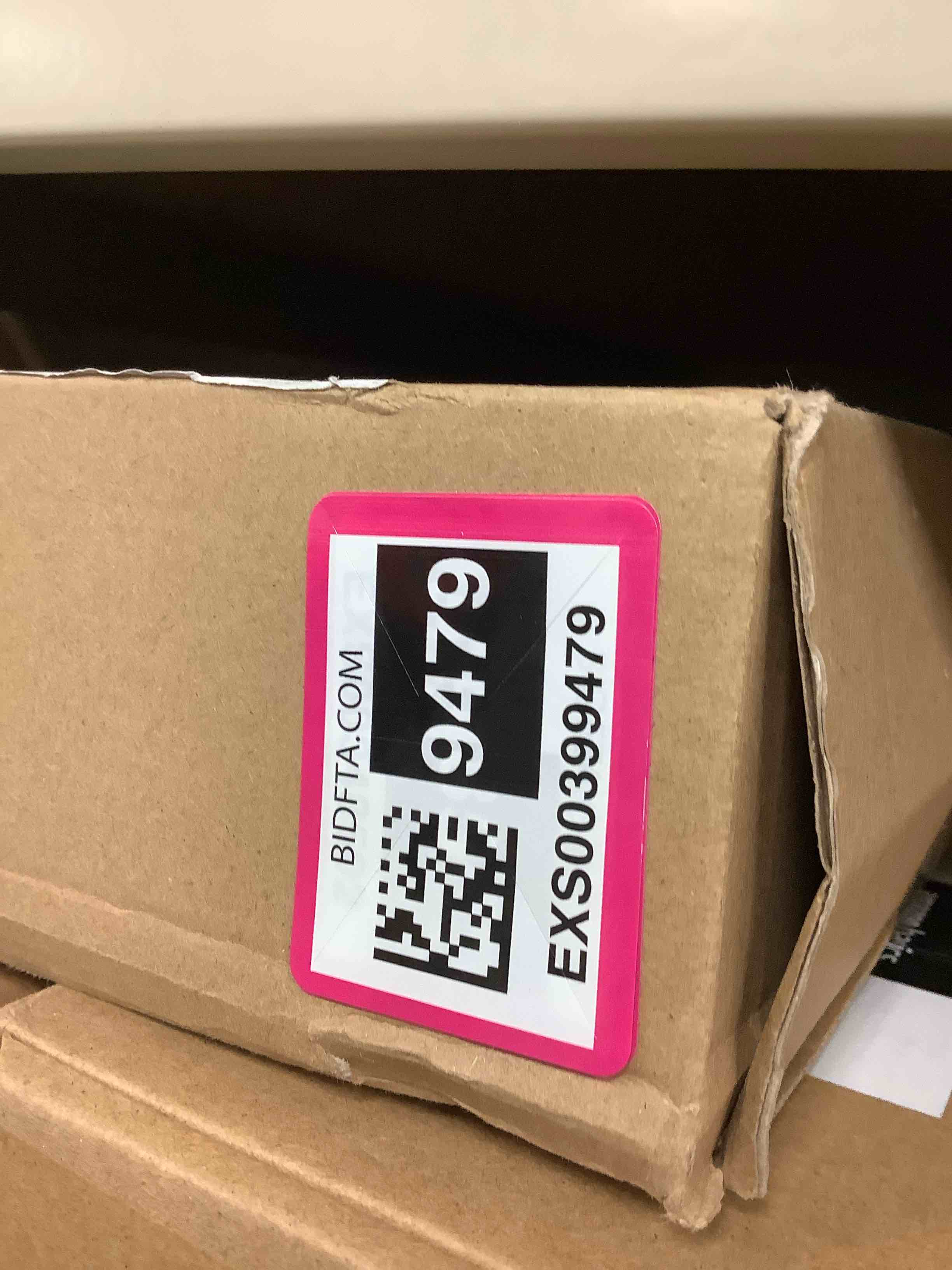 https://s3.amazonaws.com/lotting-images-prod/bidfta/EXS00399479_1696025196132.jpeg