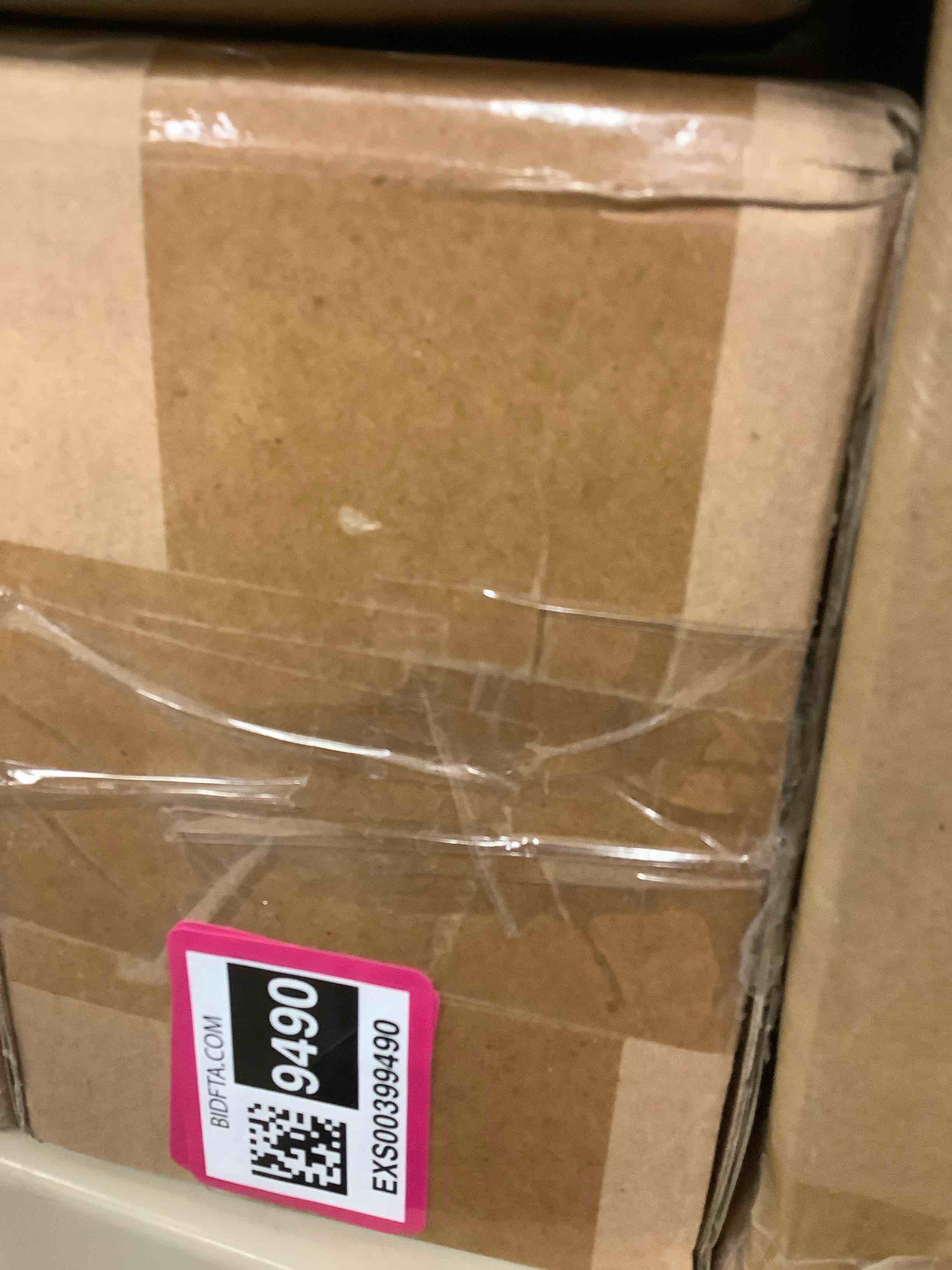 https://s3.amazonaws.com/lotting-images-prod/bidfta/EXS00399490_1696026529154.jpeg
