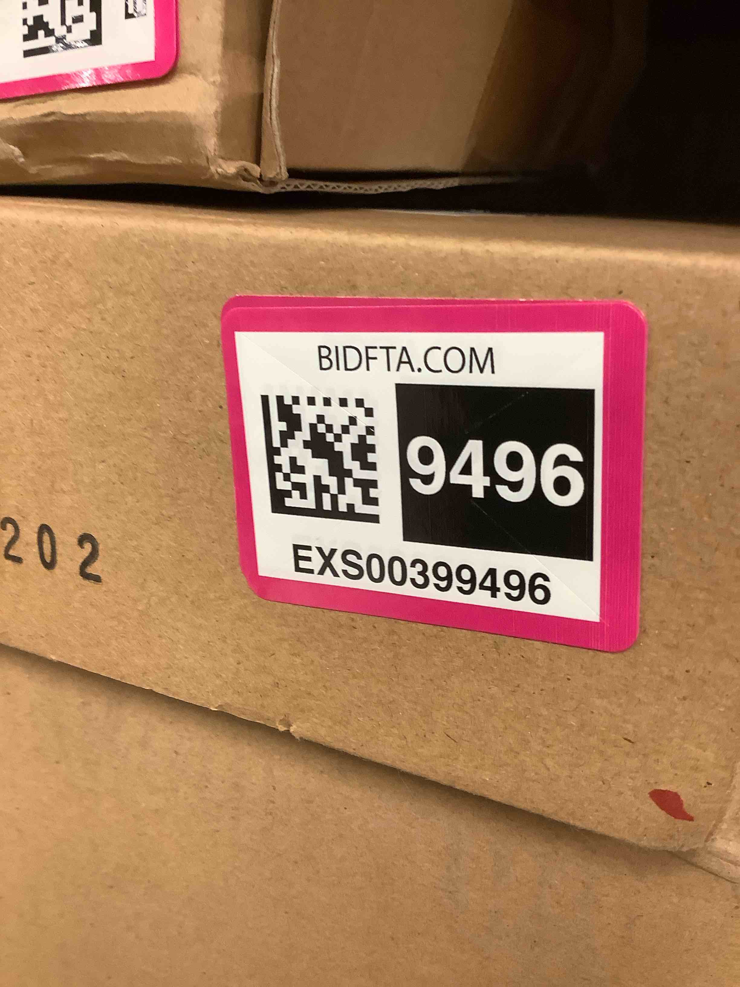 https://s3.amazonaws.com/lotting-images-prod/bidfta/EXS00399496_1696025240152.jpeg