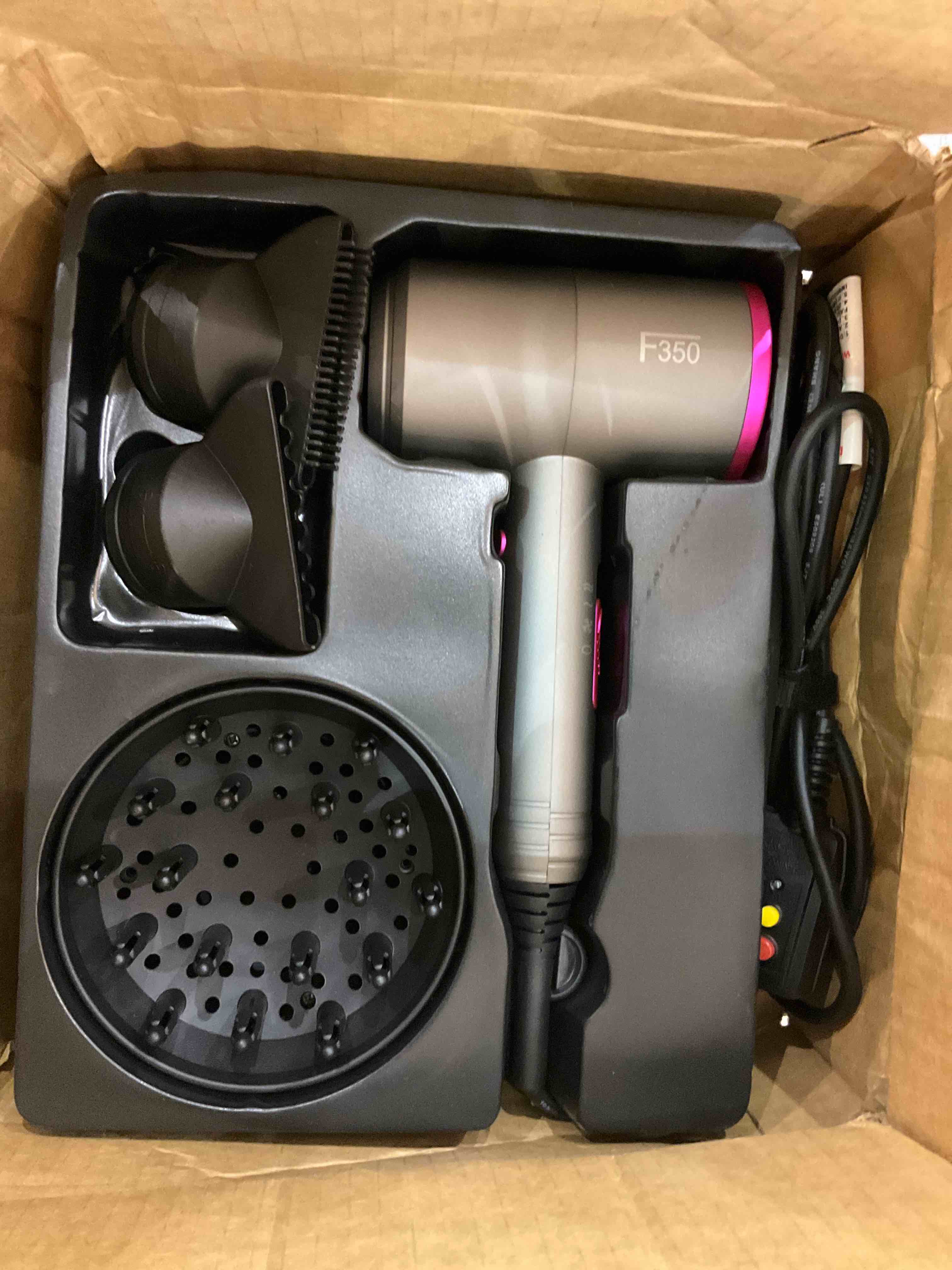 https://s3.amazonaws.com/lotting-images-prod/bidfta/EXS00399922_1691519950019.jpeg