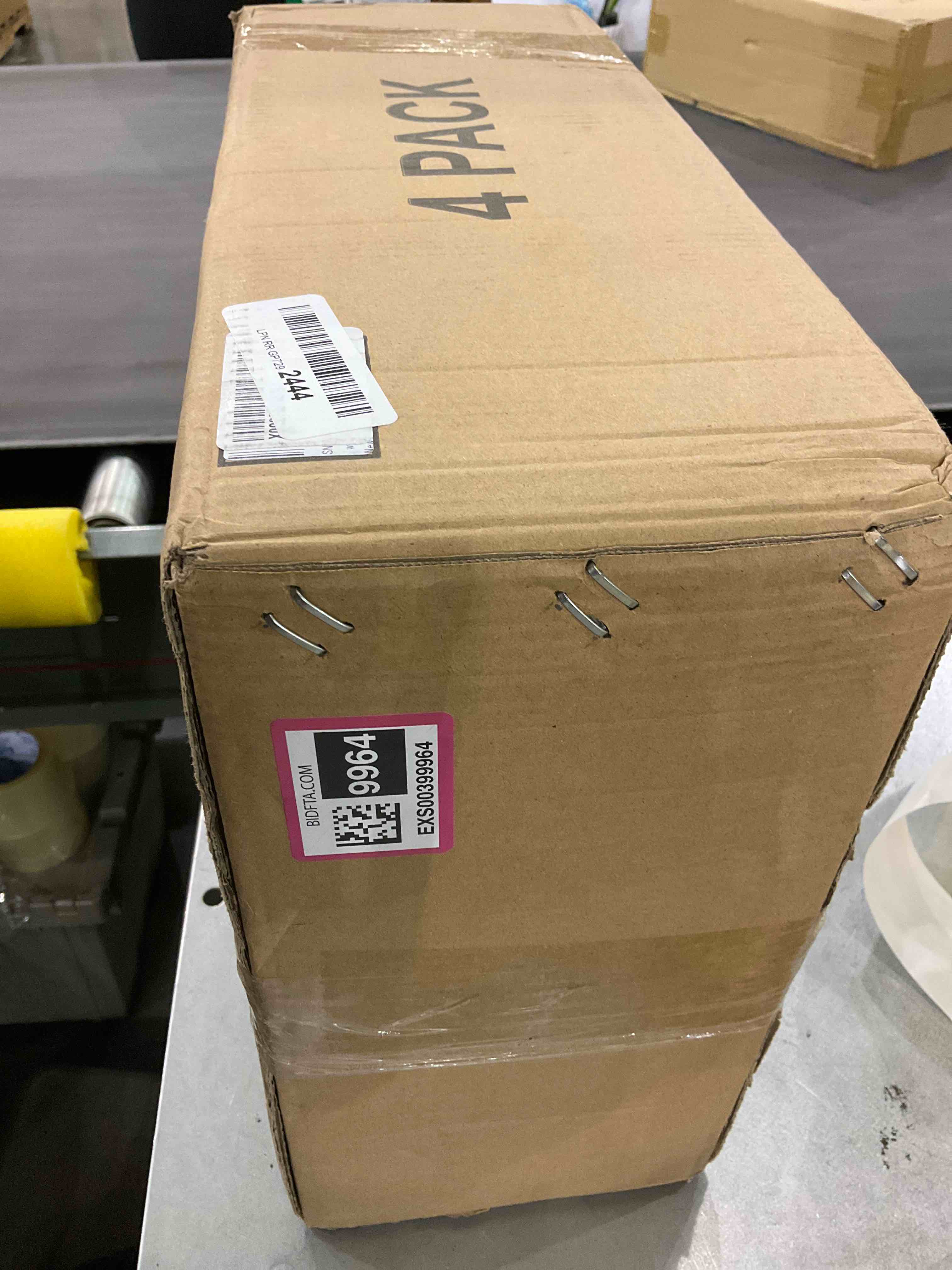 https://s3.amazonaws.com/lotting-images-prod/bidfta/EXS00399964_1691582910339.jpeg
