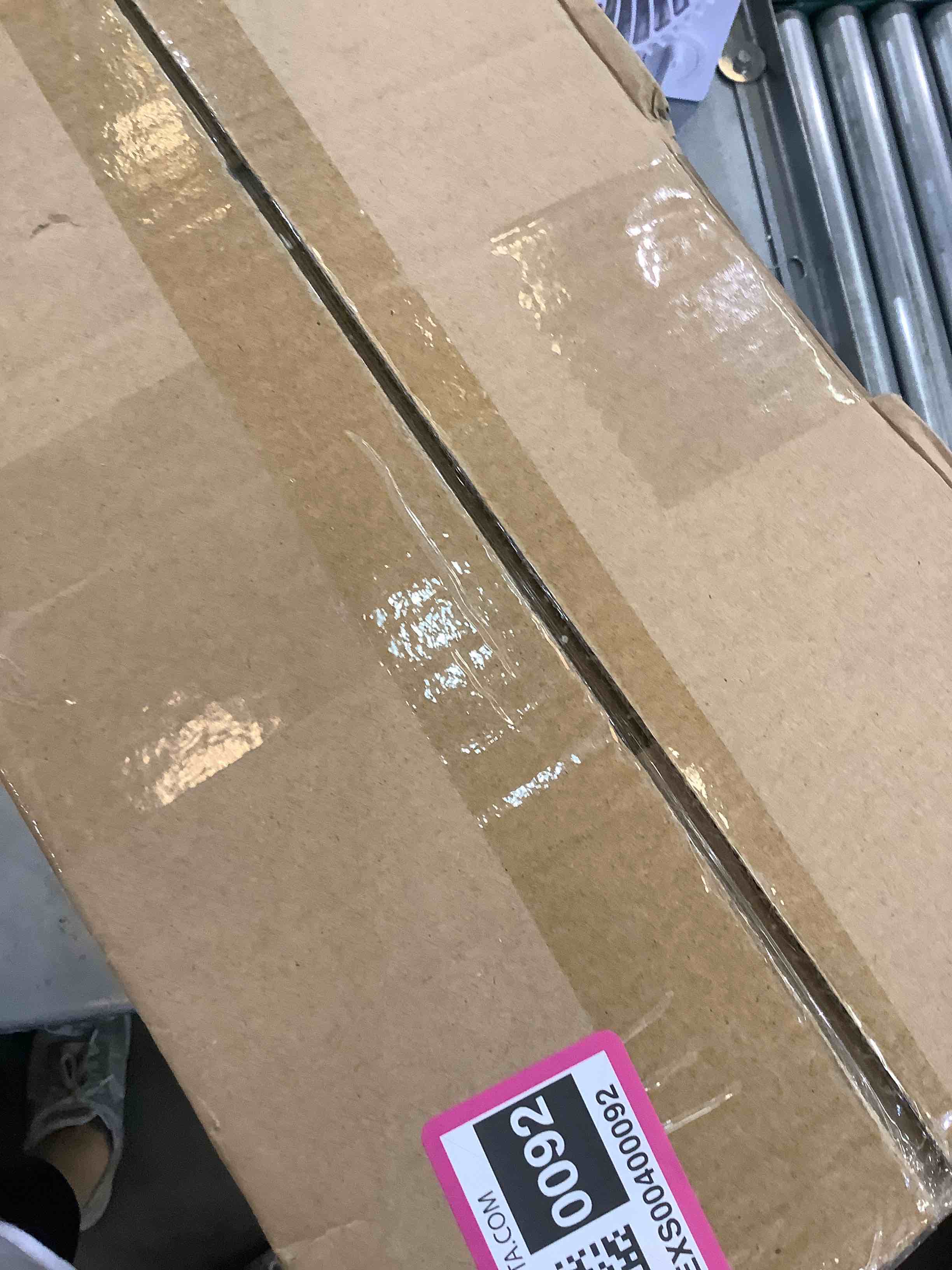 https://s3.amazonaws.com/lotting-images-prod/bidfta/EXS00400092_1693939322573.jpeg