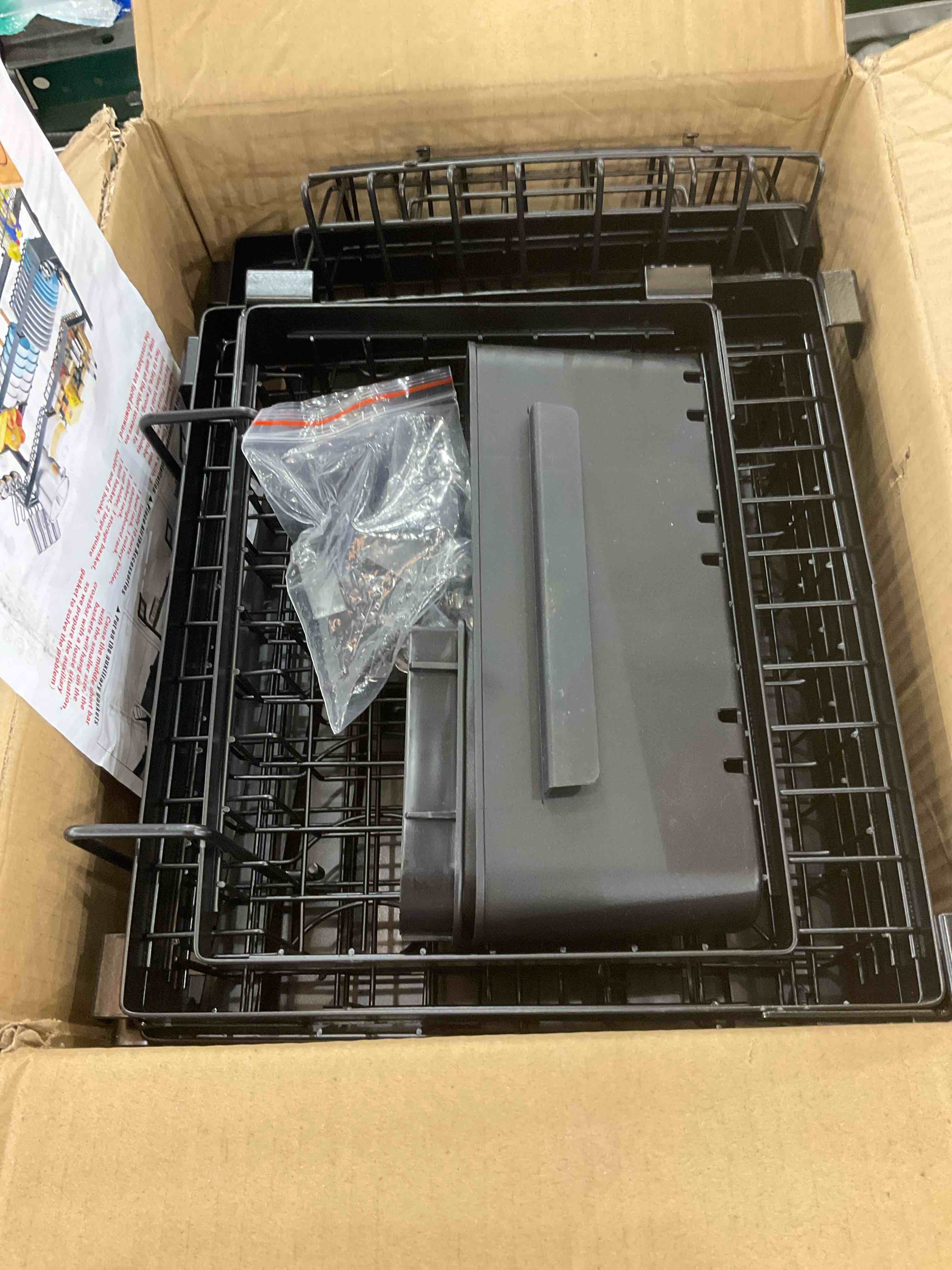 https://s3.amazonaws.com/lotting-images-prod/bidfta/EXS00400162_1695131961679.jpeg