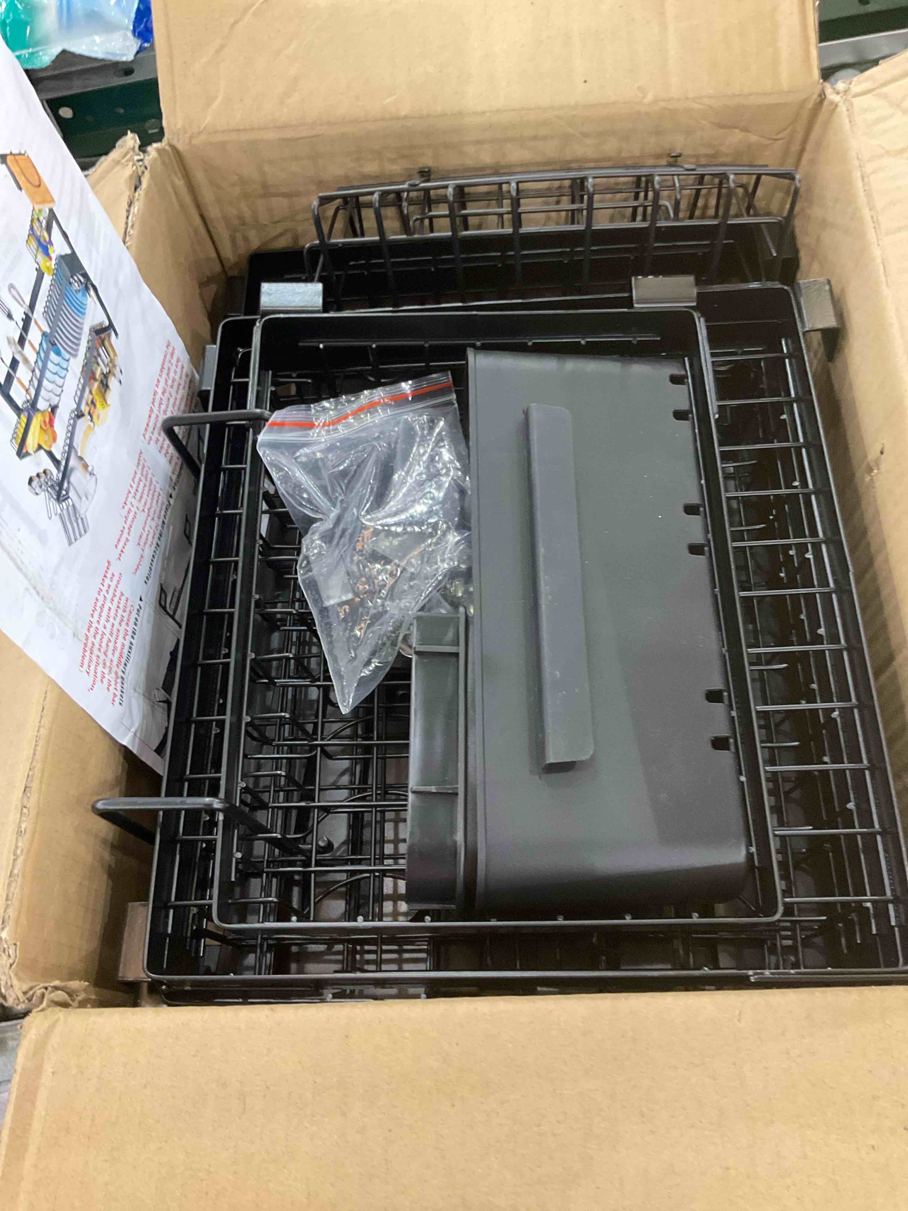 https://s3.amazonaws.com/lotting-images-prod/bidfta/EXS00400162_1695131962944.jpeg