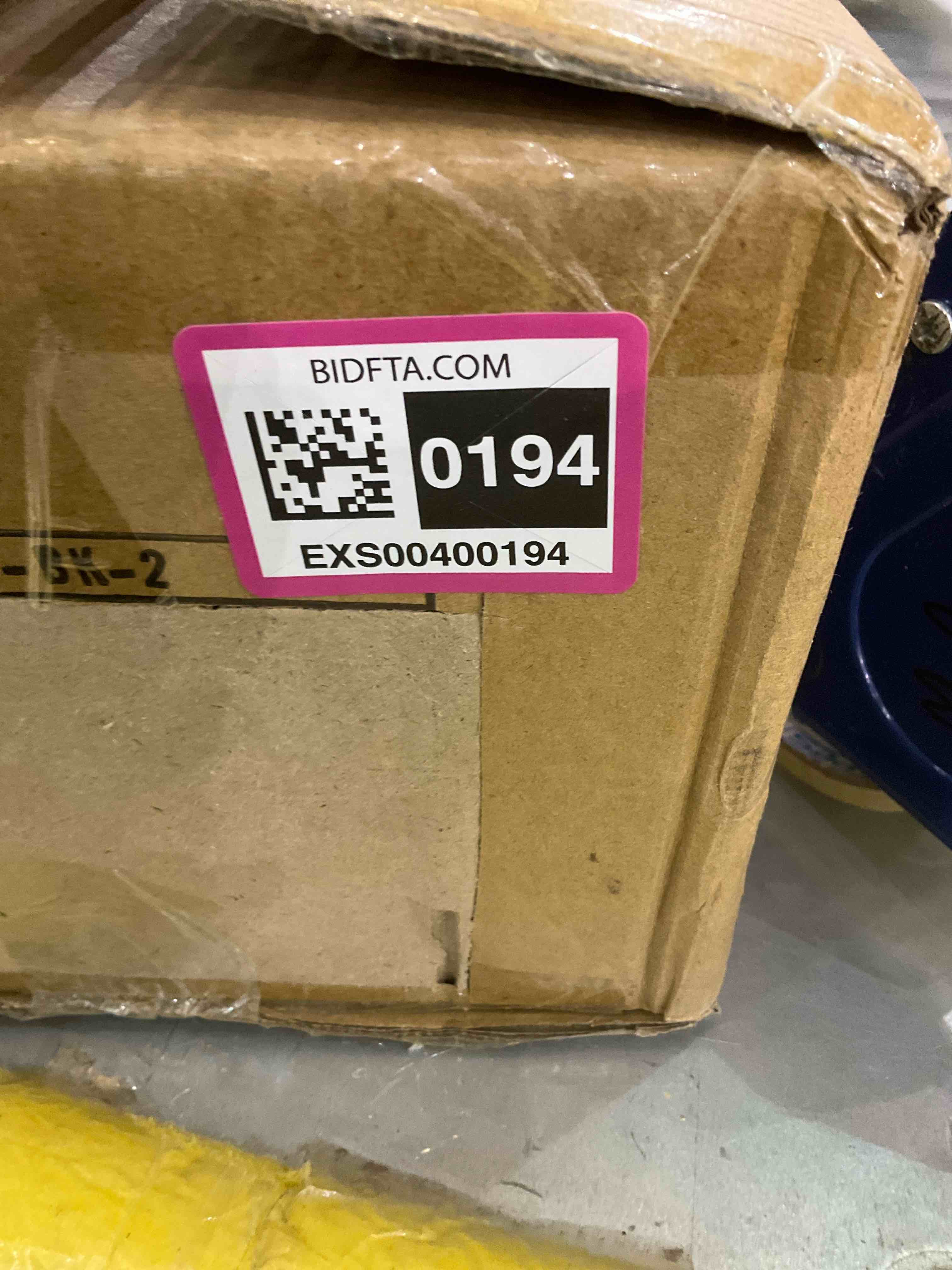 https://s3.amazonaws.com/lotting-images-prod/bidfta/EXS00400194_1695321128412.jpeg