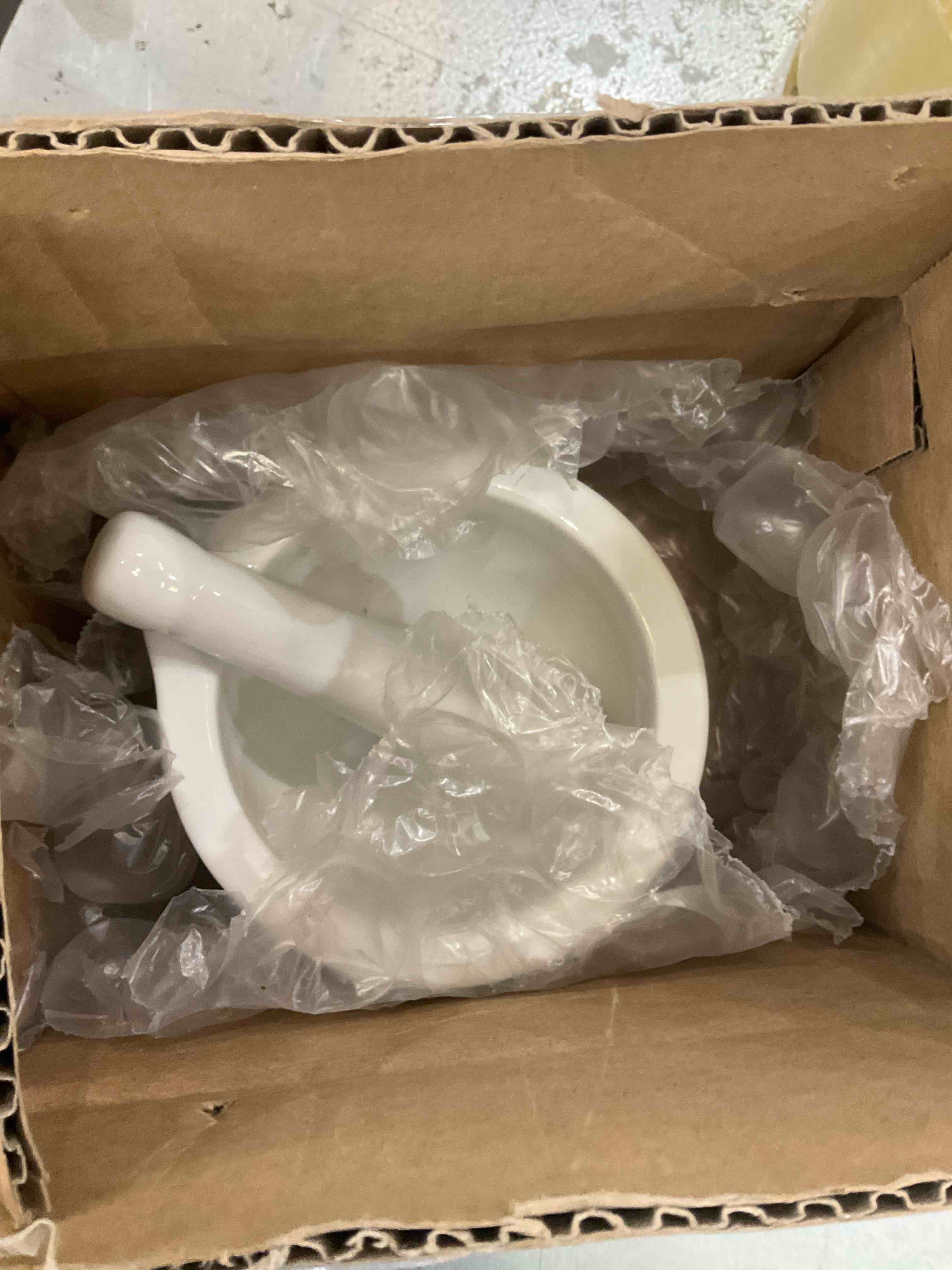 https://s3.amazonaws.com/lotting-images-prod/bidfta/EXS00401861_1700153223879.jpeg