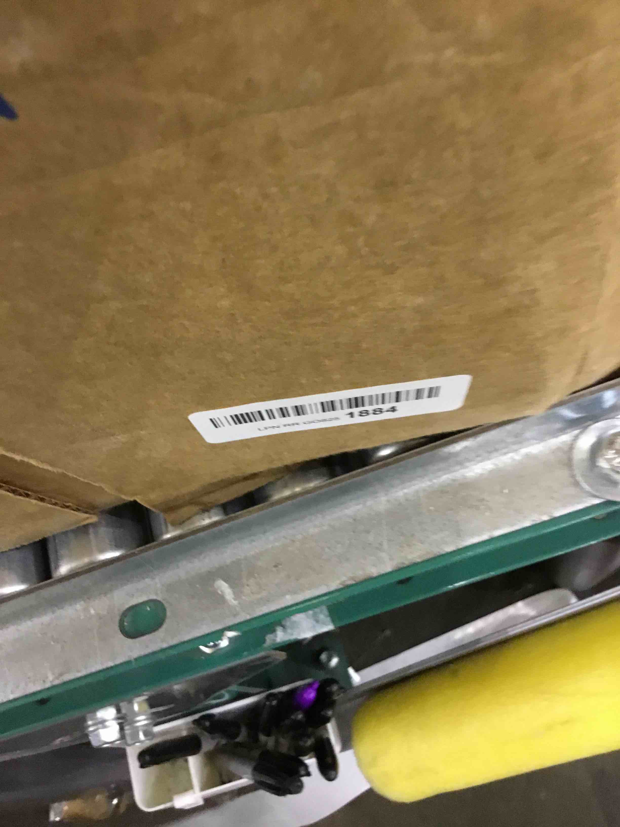 https://s3.amazonaws.com/lotting-images-prod/bidfta/EXS00402191_1693594897512.jpeg