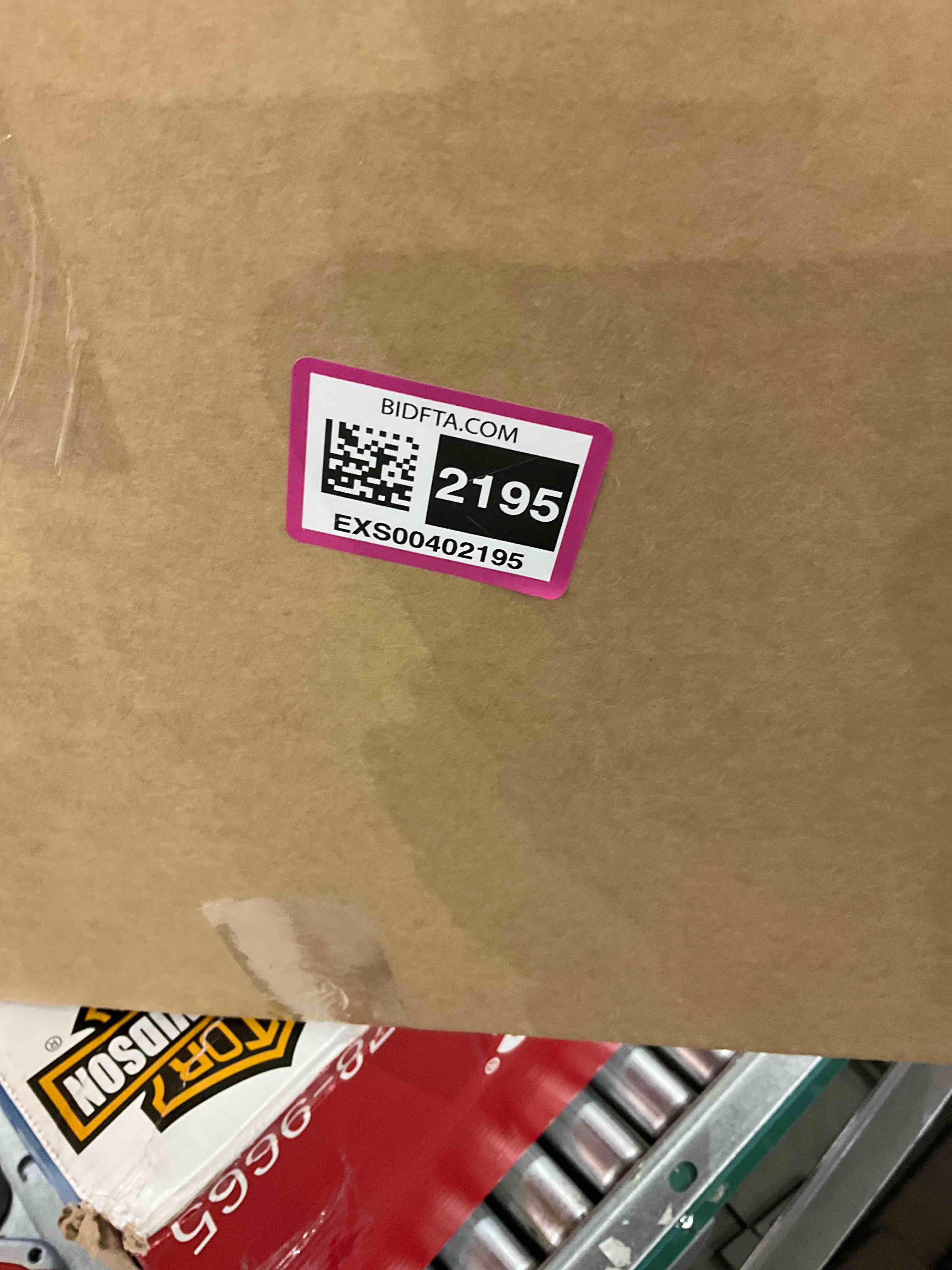 https://s3.amazonaws.com/lotting-images-prod/bidfta/EXS00402195_1693484033406.jpeg