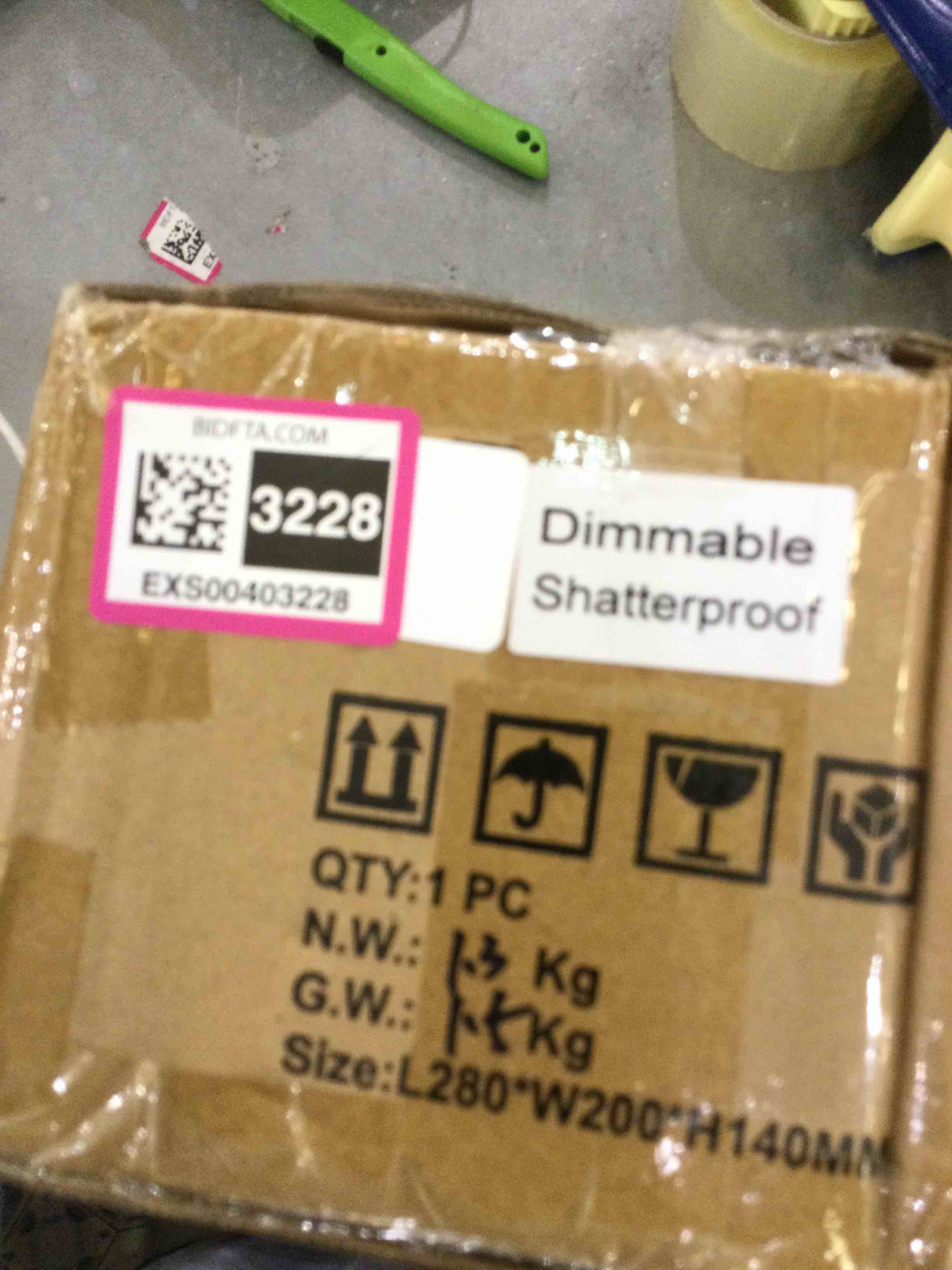 https://s3.amazonaws.com/lotting-images-prod/bidfta/EXS00403228_1692631194826.jpeg