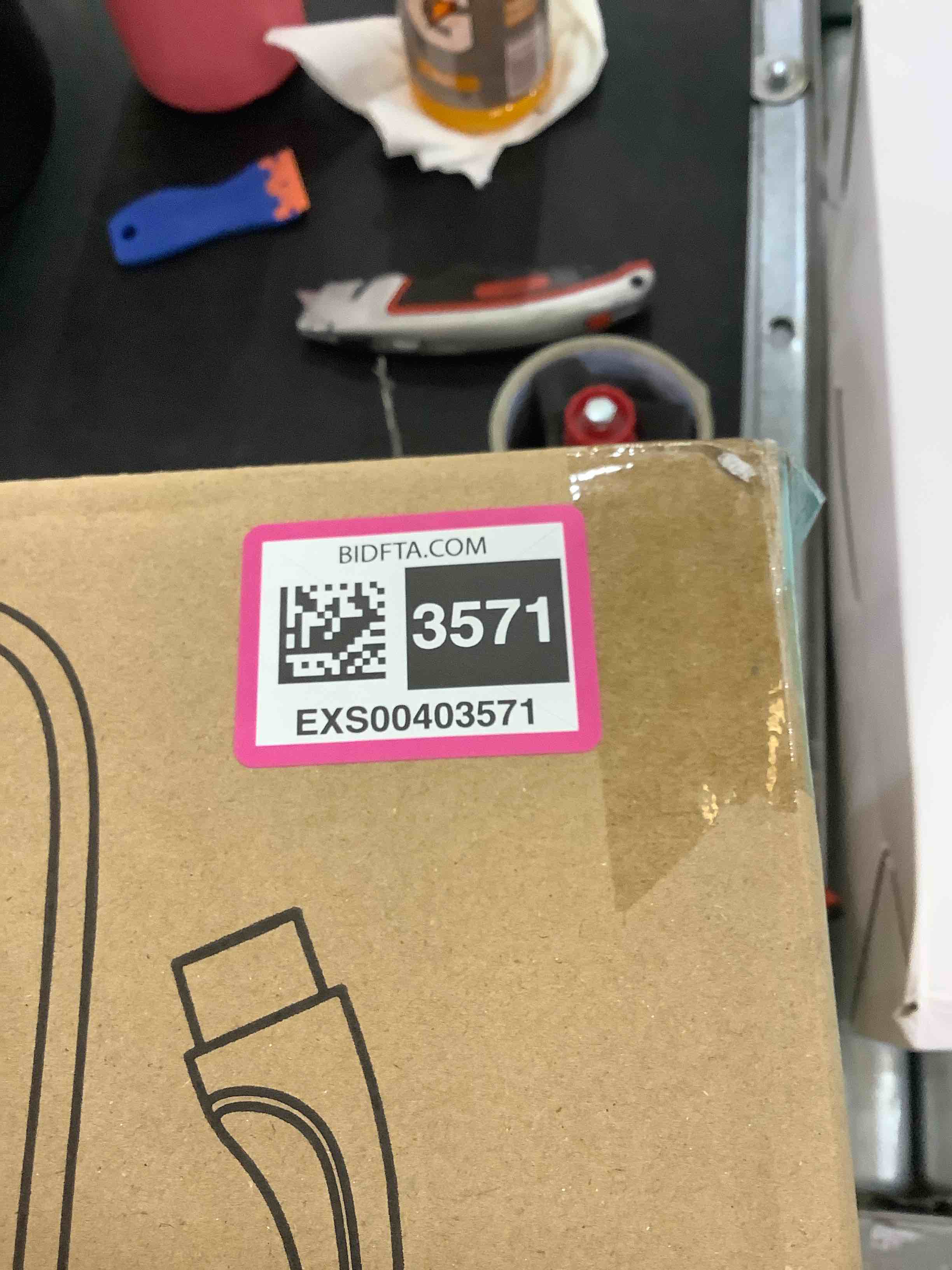 https://s3.amazonaws.com/lotting-images-prod/bidfta/EXS00403571_1692886981545.jpeg