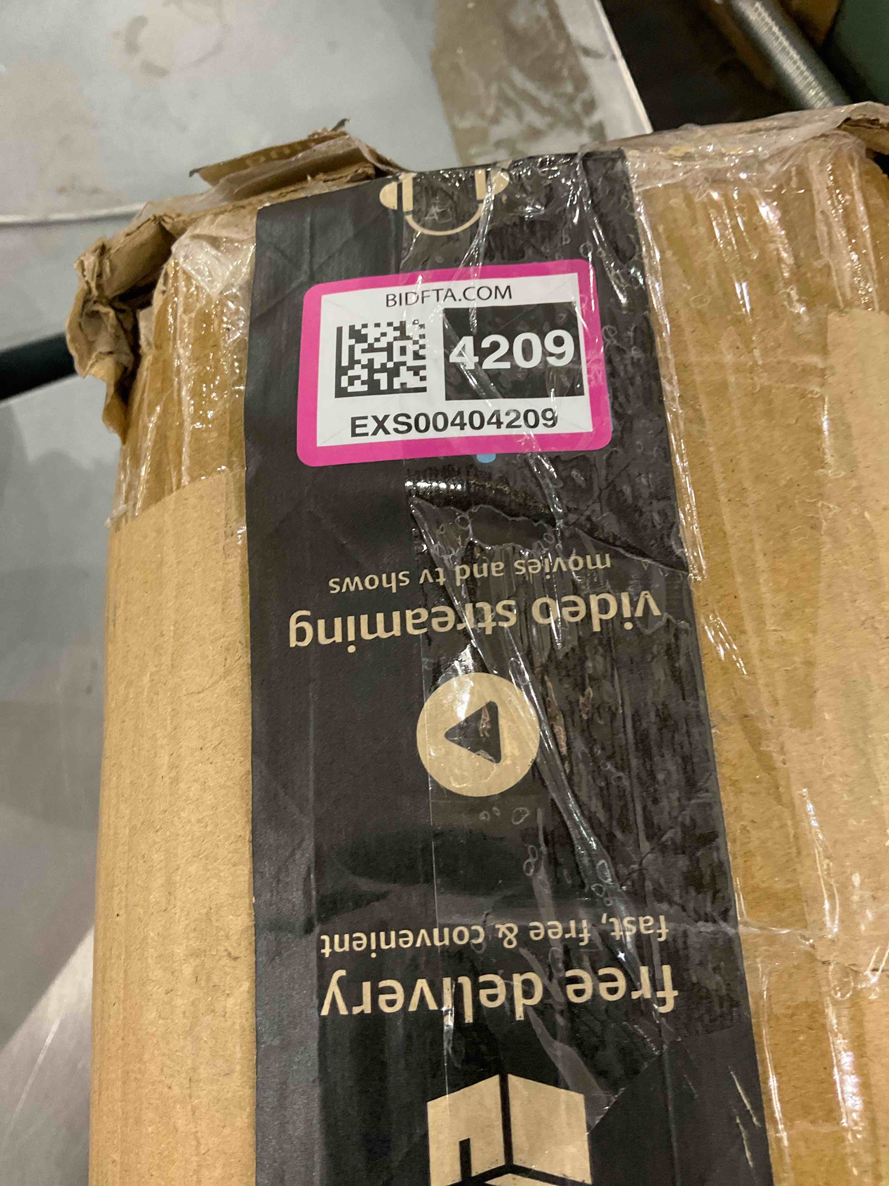 https://s3.amazonaws.com/lotting-images-prod/bidfta/EXS00404209_1694013661135.jpeg