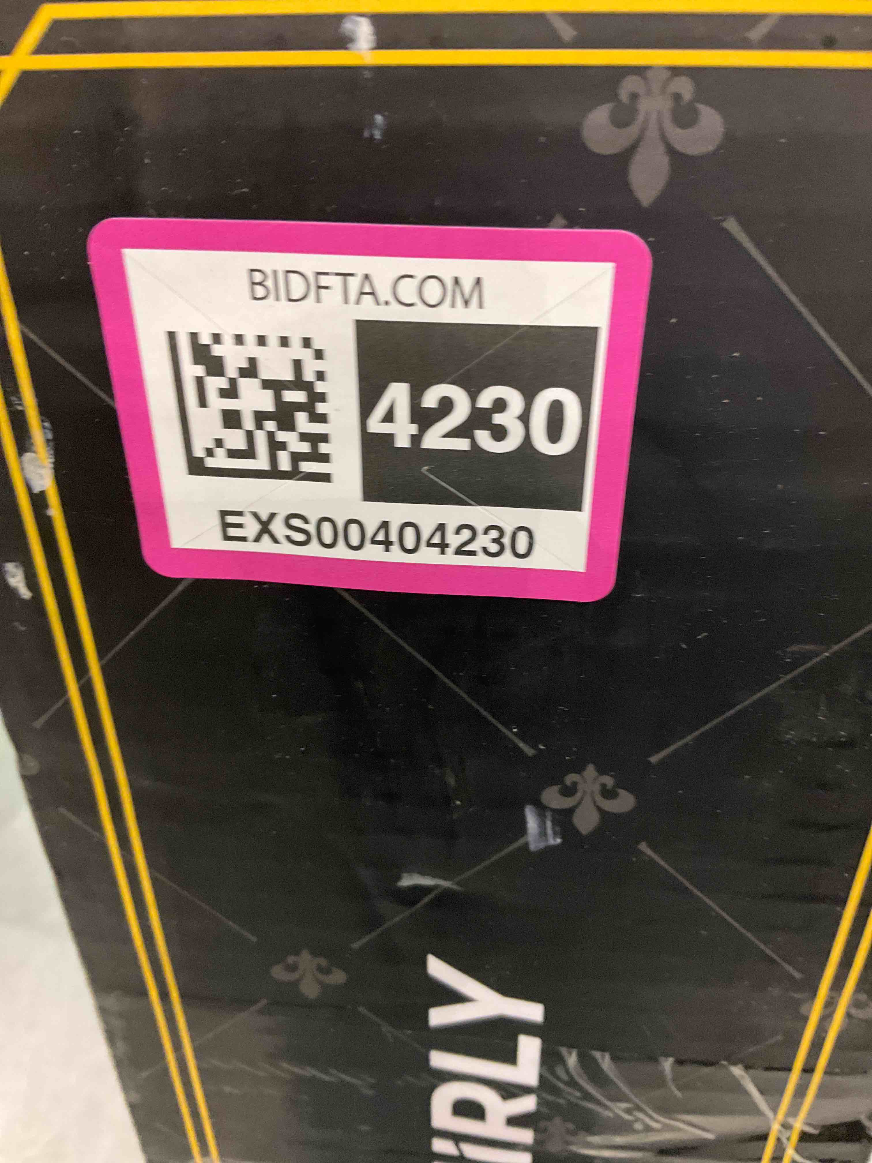 https://s3.amazonaws.com/lotting-images-prod/bidfta/EXS00404230_1694012854712.jpeg